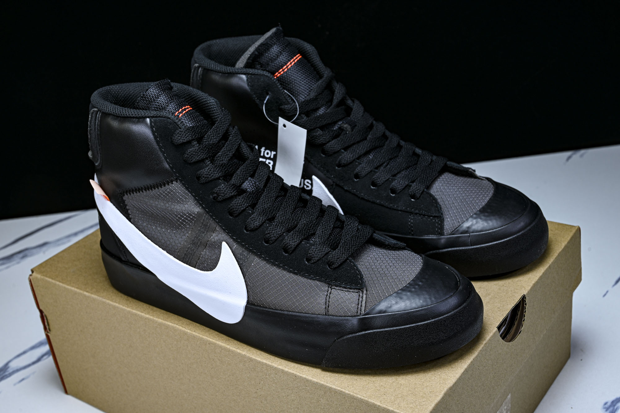NK Blazer 2.0 x OWOff-White Grim Reaper OW联名限量板鞋 黑白 AA3832-0