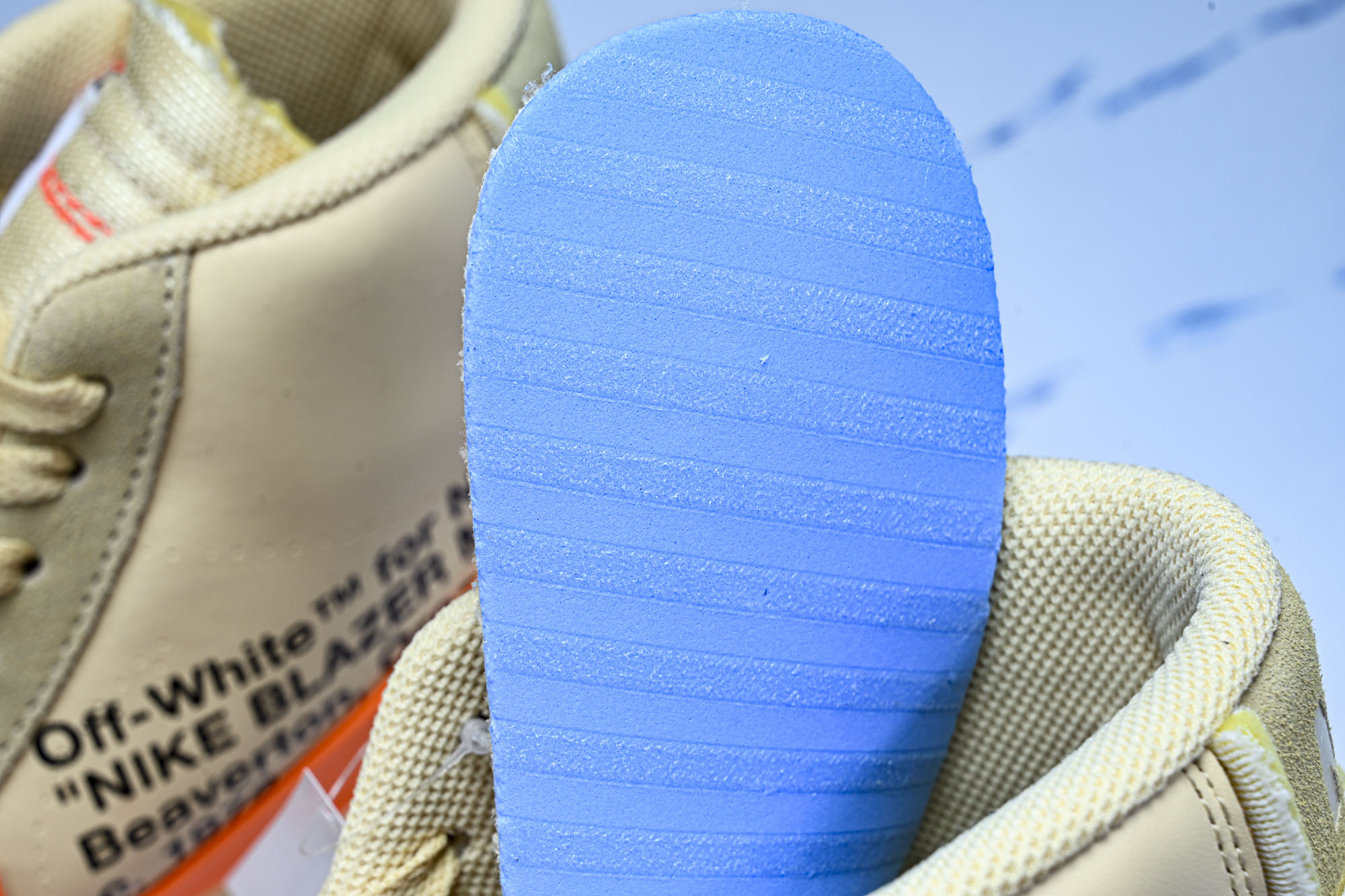 NK Blazer mid x OW ow联名男板鞋 万圣节 AA3832 700 #YZ020 36 36.5 37. NK Blazer mid x OW ow联名男板鞋 万圣节 AA3832 700 #YZ020 36 36.5 37.