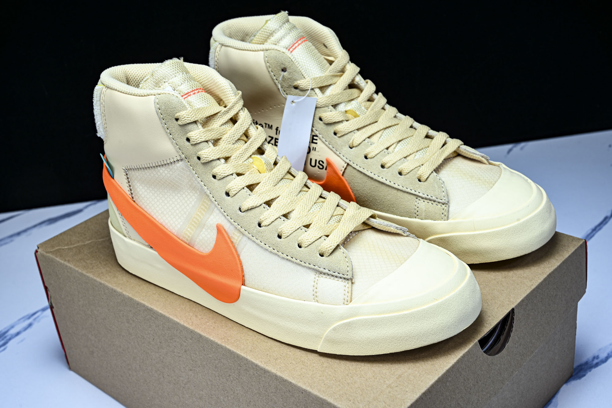 NK Blazer mid x OW ow联名男板鞋 万圣节 AA3832 700 #YZ020 36 36.5 37. NK Blazer mid x OW ow联名男板鞋 万圣节 AA3832 700 #YZ020 36 36.5 37.