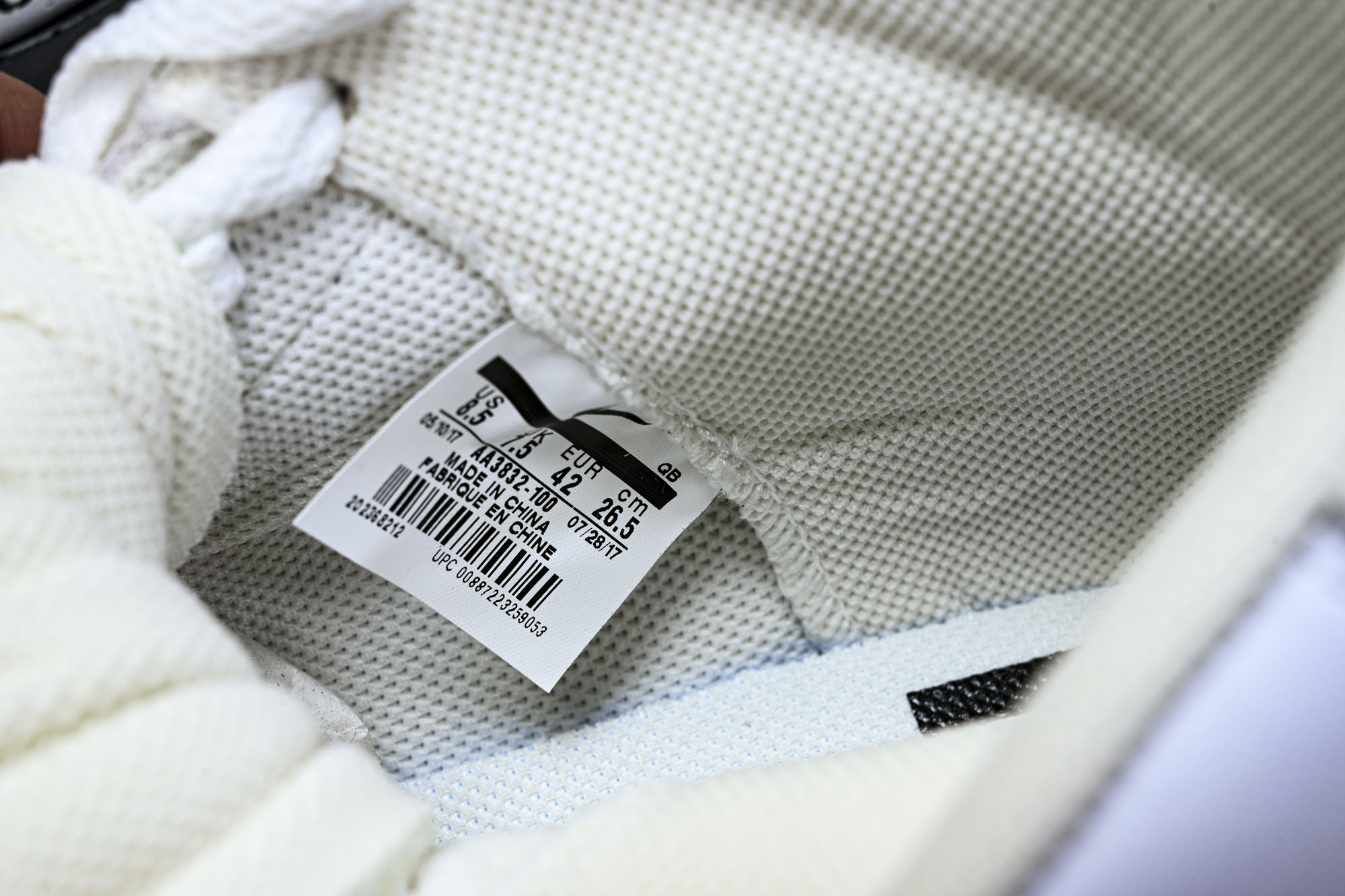 OW X NK Blazer Mid OW联名开拓者复古超限量滑板鞋 AA3832-100 #YZ020 36 36.5 OW X NK Blazer Mid OW联名开拓者复古超限量滑板鞋 AA3832-100 #YZ020 36 36.5