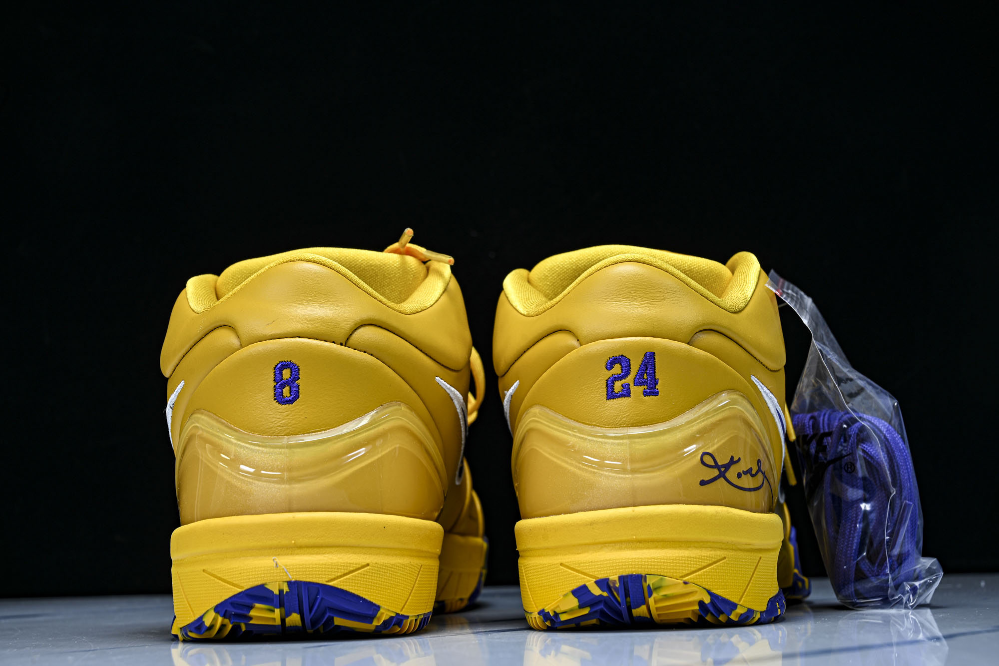 Nike耐克男士x Los Angeles Lakers Zoom Kobe 4 Protro sneakers 黑黄I