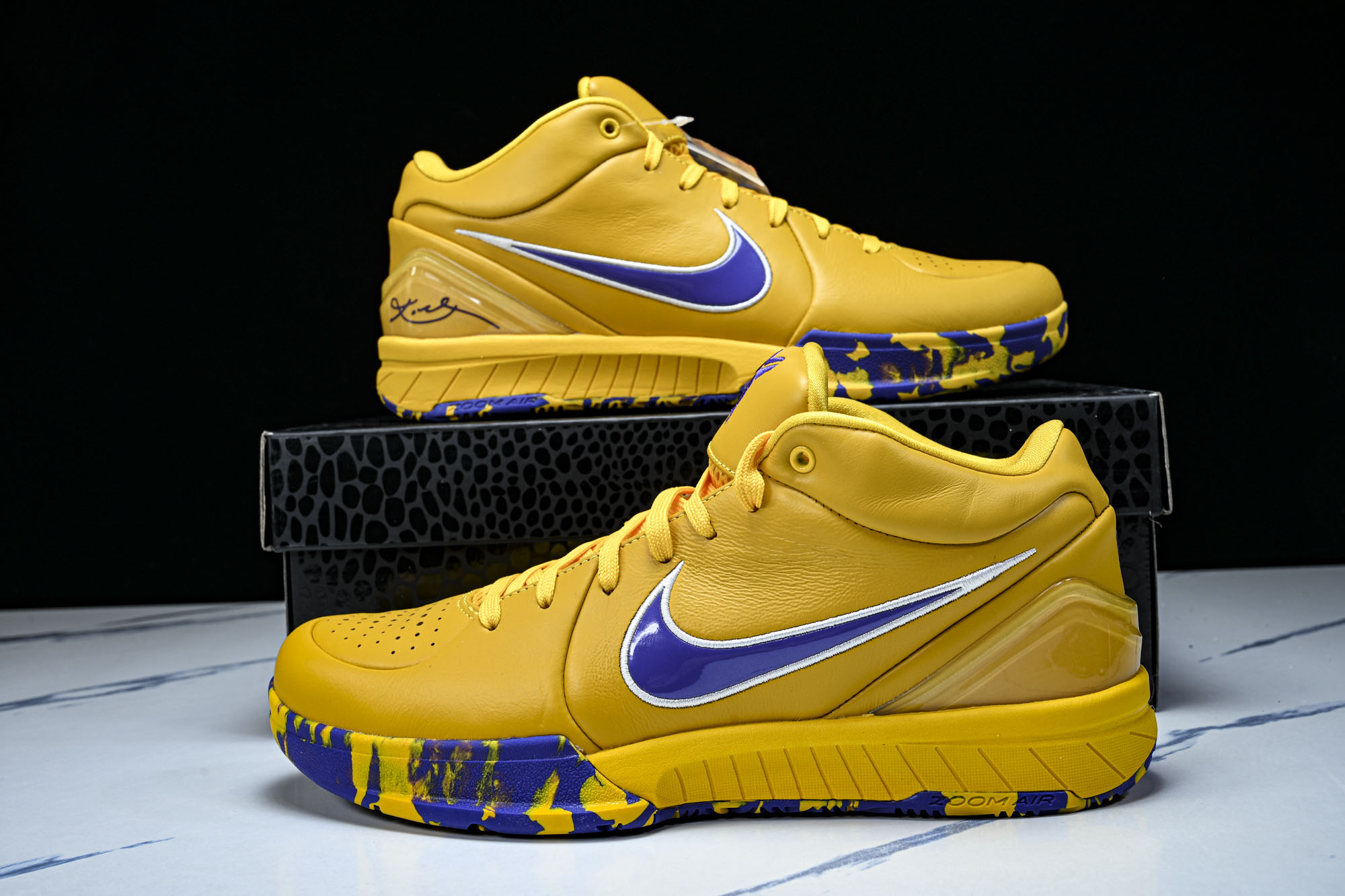 Nike耐克男士x Los Angeles Lakers Zoom Kobe 4 Protro sneakers 黑黄I