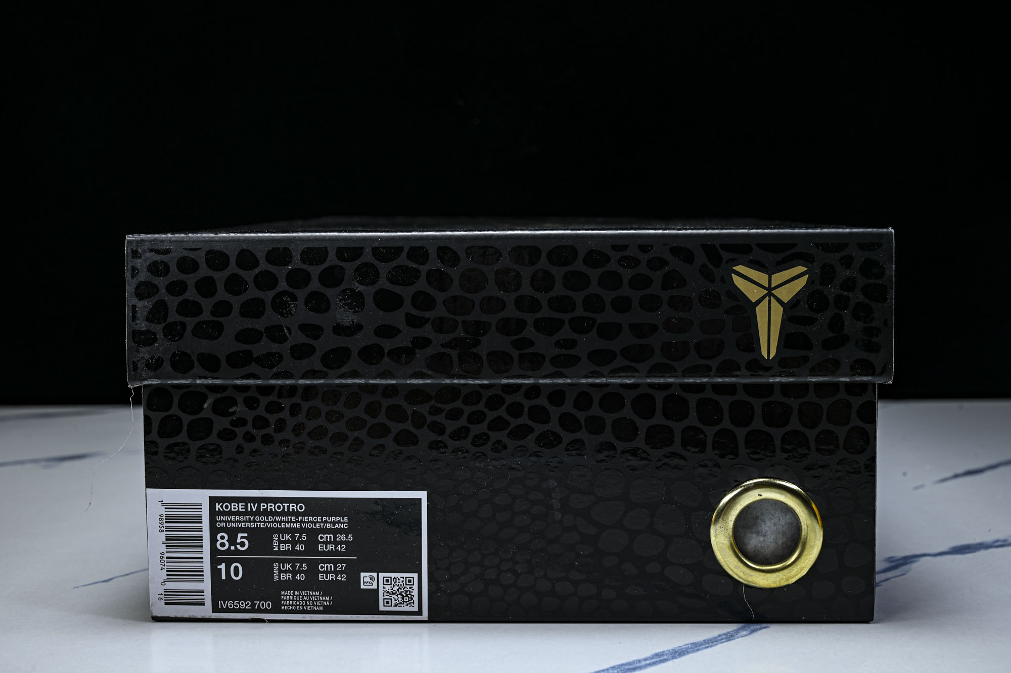 Nike耐克男士x Los Angeles Lakers Zoom Kobe 4 Protro sneakers 黑黄I
