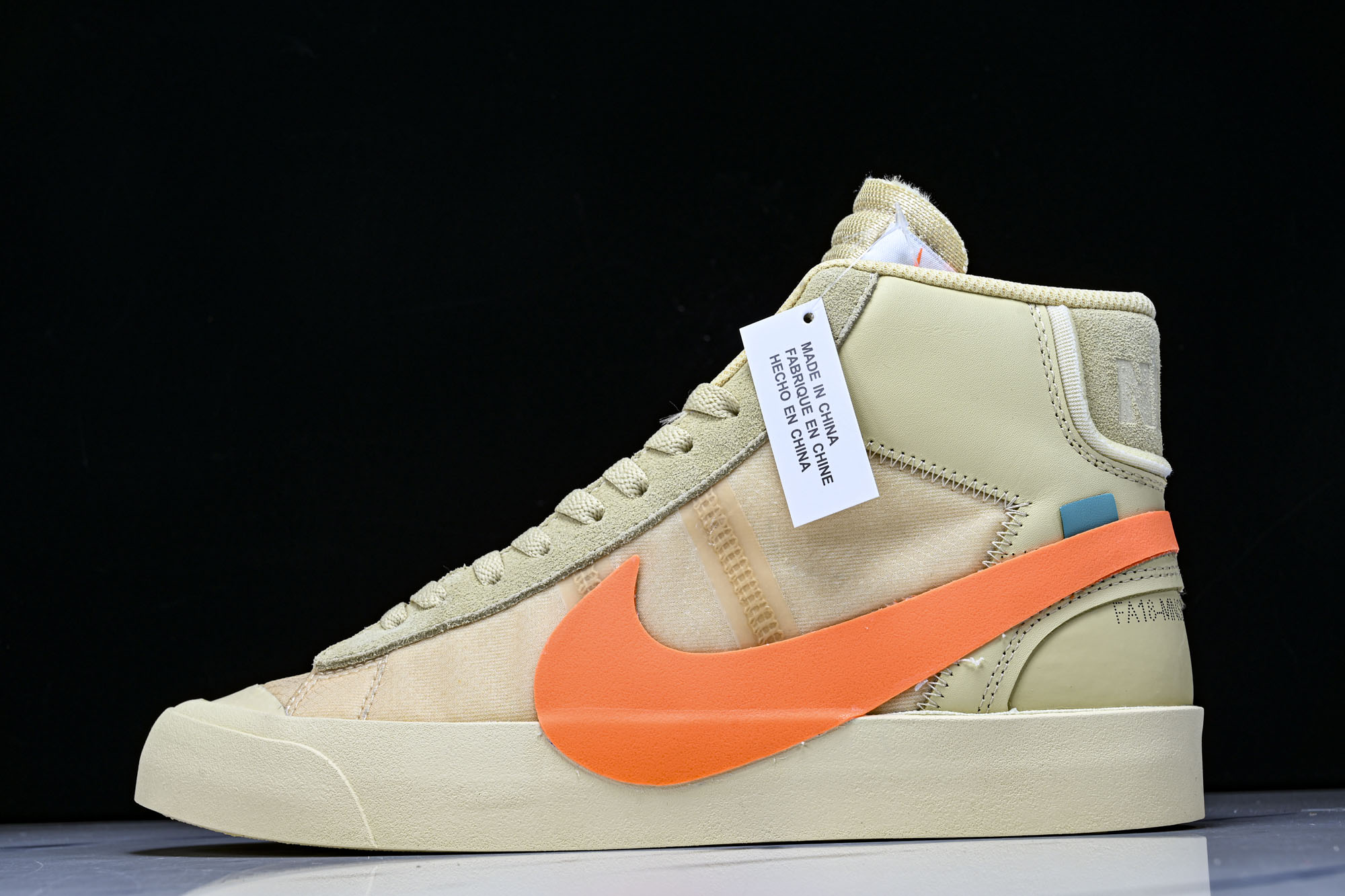 NK Blazer mid x OW ow联名男板鞋 万圣节 AA3832 700 #YZ013 40 40.5 41 NK Blazer mid x OW ow联名男板鞋 万圣节 AA3832 700 #YZ013 40 40.5 41