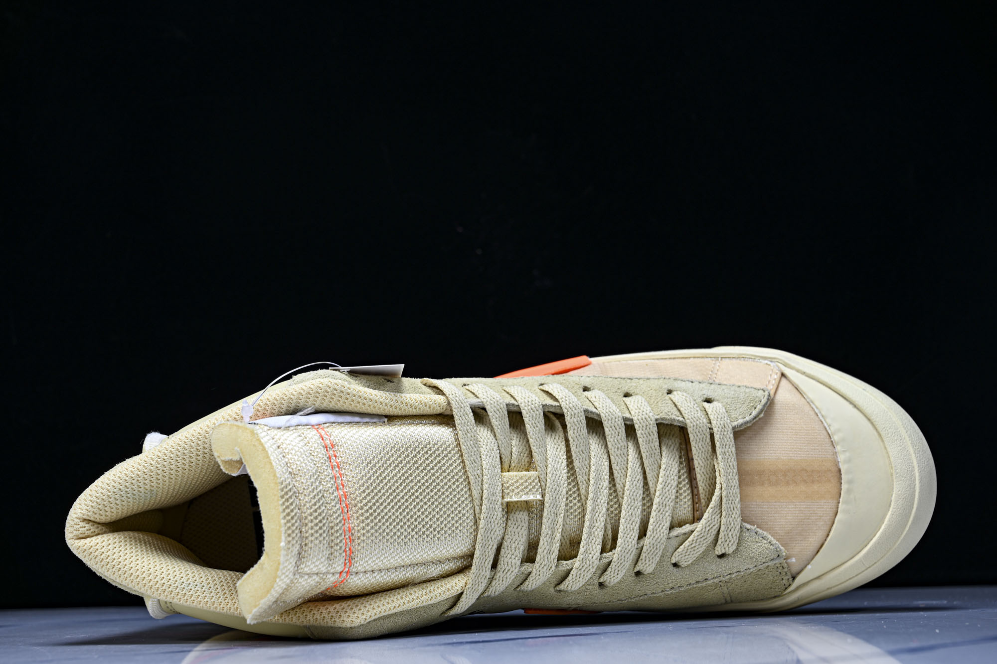 NK Blazer mid x OW ow联名男板鞋 万圣节 AA3832 700 #YZ013 40 40.5 41 NK Blazer mid x OW ow联名男板鞋 万圣节 AA3832 700 #YZ013 40 40.5 41