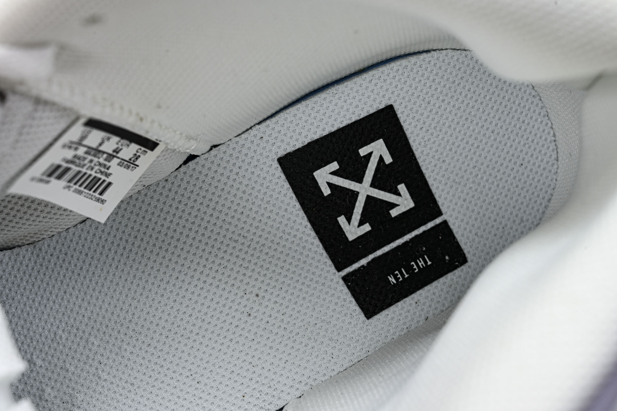 OW X NK Blazer Mid OW联名开拓者复古超限量滑板鞋 AA3832-100 #YZ013 40 40.5