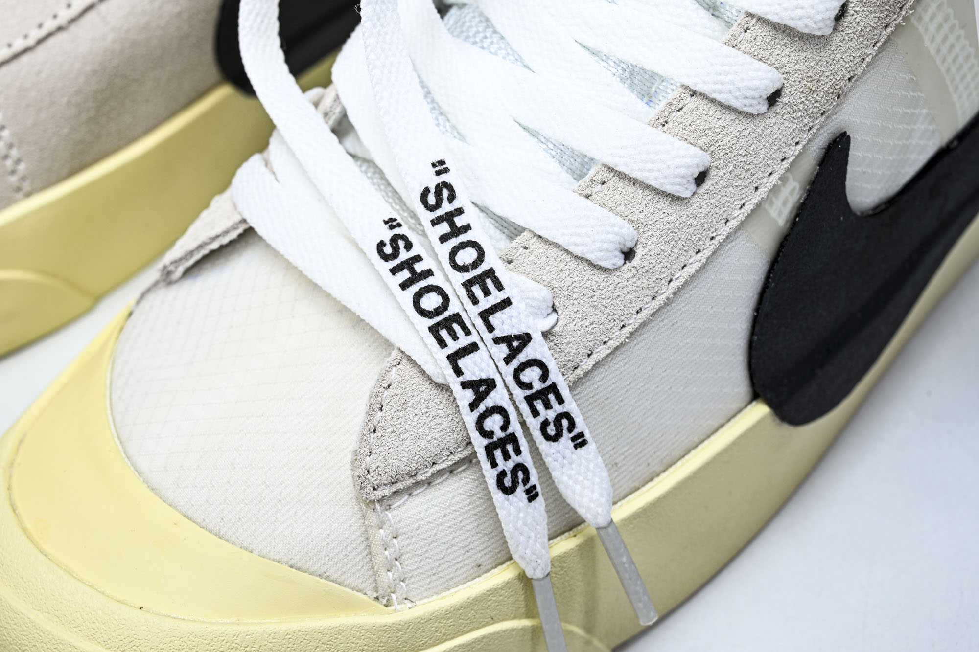 OW X NK Blazer Mid OW联名开拓者复古超限量滑板鞋 AA3832-100 #YZ013 40 40.5