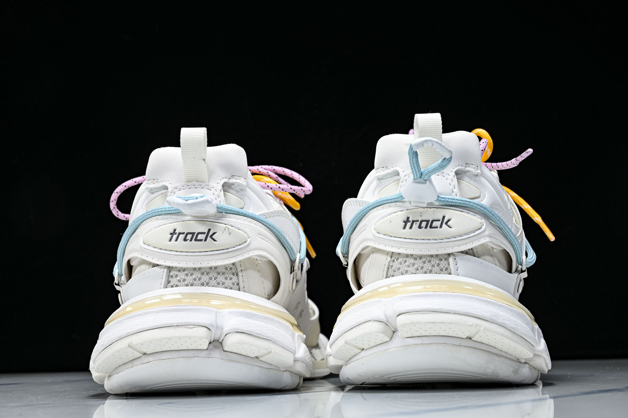 Balenciaga TRACK TRAIL LACES 白色 WTRHK 0123 YZ018 35 36 37 38 Balenciaga TRACK TRAIL LACES 白色 WTRHK 0123 YZ018 35 36 37 38