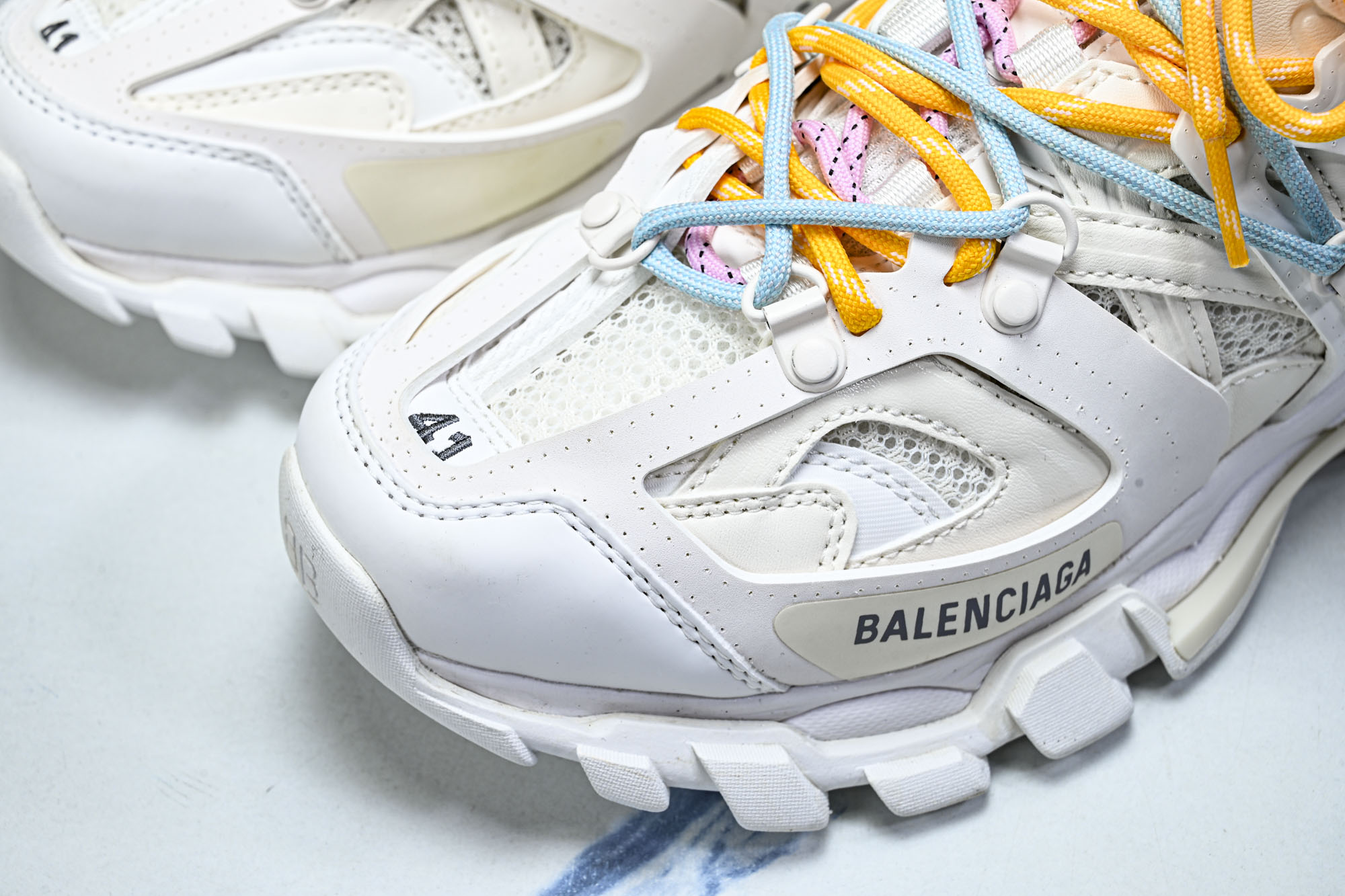 Balenciaga TRACK TRAIL LACES 白色 WTRHK 0123 YZ018 35 36 37 38 Balenciaga TRACK TRAIL LACES 白色 WTRHK 0123 YZ018 35 36 37 38