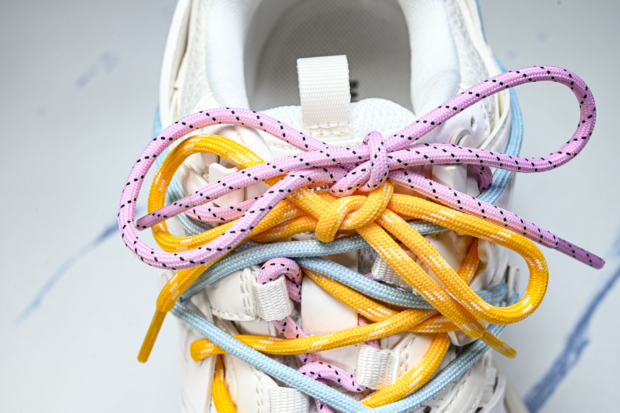 Balenciaga TRACK TRAIL LACES 白色 WTRHK 0123 YZ018 35 36 37 38 Balenciaga TRACK TRAIL LACES 白色 WTRHK 0123 YZ018 35 36 37 38