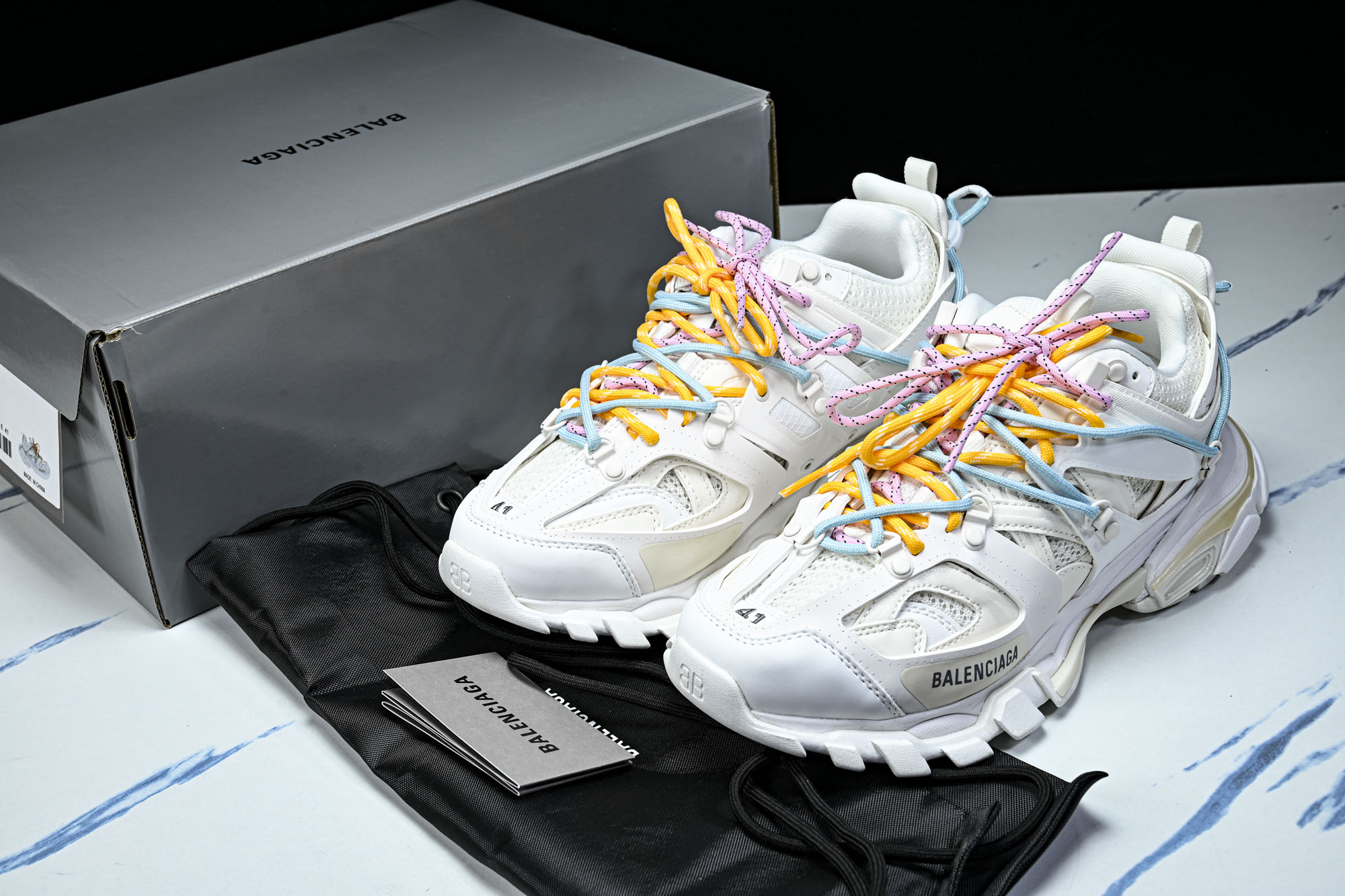 Balenciaga TRACK TRAIL LACES 白色 WTRHK 0123 YZ018 35 36 37 38 Balenciaga TRACK TRAIL LACES 白色 WTRHK 0123 YZ018 35 36 37 38