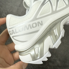 OG版 Salomon XT-6 GTX 萨洛蒙 户外越野防水白银 White Silver 运动跑步鞋 SALOMO OG版 Salomon XT-6 GTX 萨洛蒙 户外越野防水白银 White Silver 运动跑步鞋 SALOMO