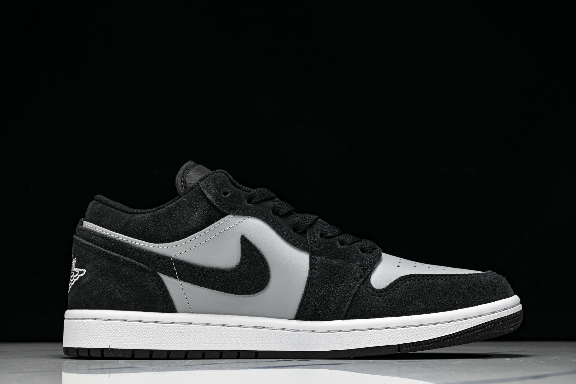 Air Jordan 1 Low AJ1 乔1黑灰 低帮复古文化篮球鞋 -048 #YZ010 大厂代工流水线打造 公司 Air Jordan 1 Low AJ1 乔1黑灰 低帮复古文化篮球鞋 -048 #YZ010 大厂代工流水线打造 公司