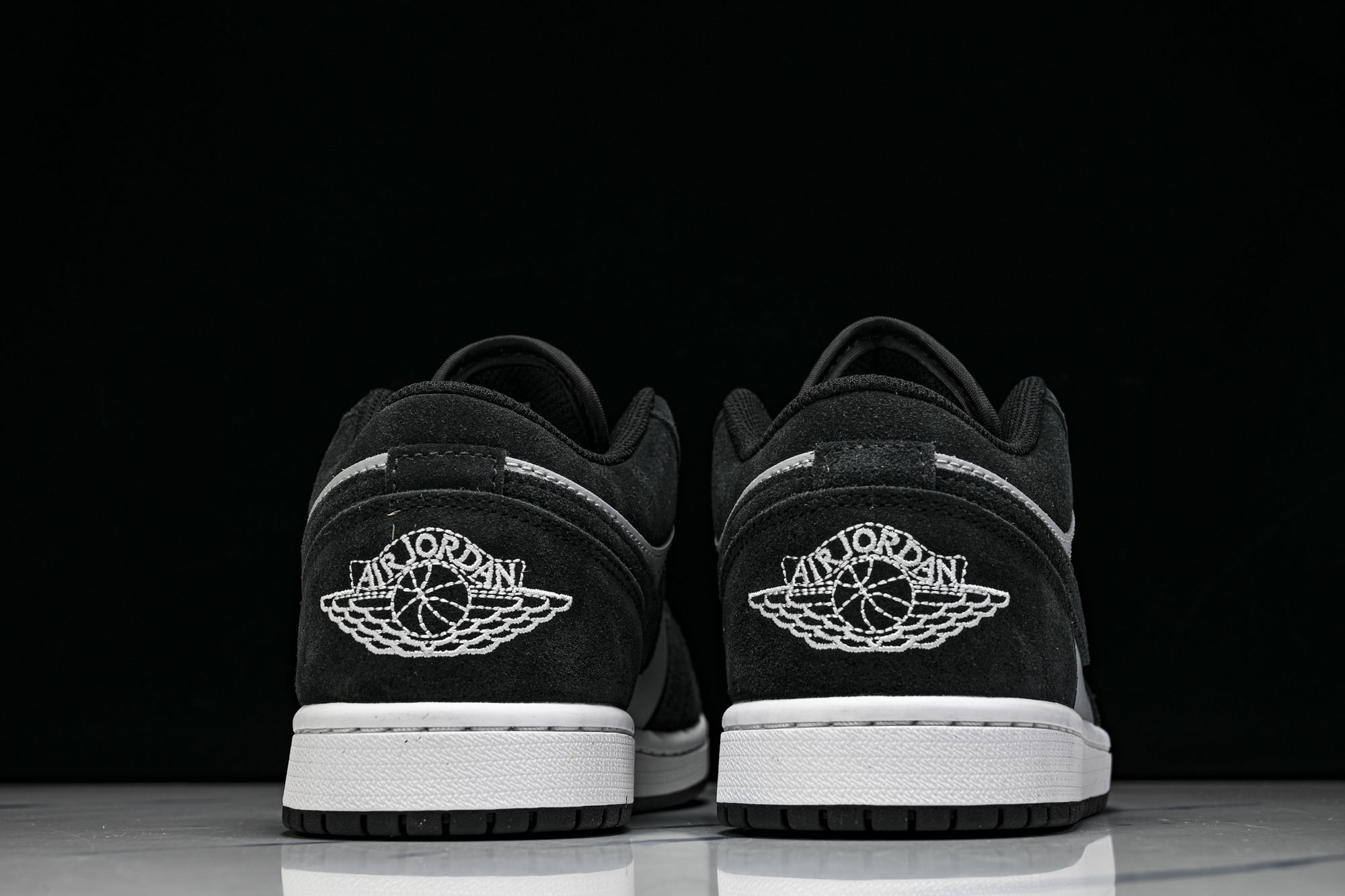 Air Jordan 1 Low AJ1 乔1黑灰 低帮复古文化篮球鞋 -048 #YZ010 大厂代工流水线打造 公司 Air Jordan 1 Low AJ1 乔1黑灰 低帮复古文化篮球鞋 -048 #YZ010 大厂代工流水线打造 公司