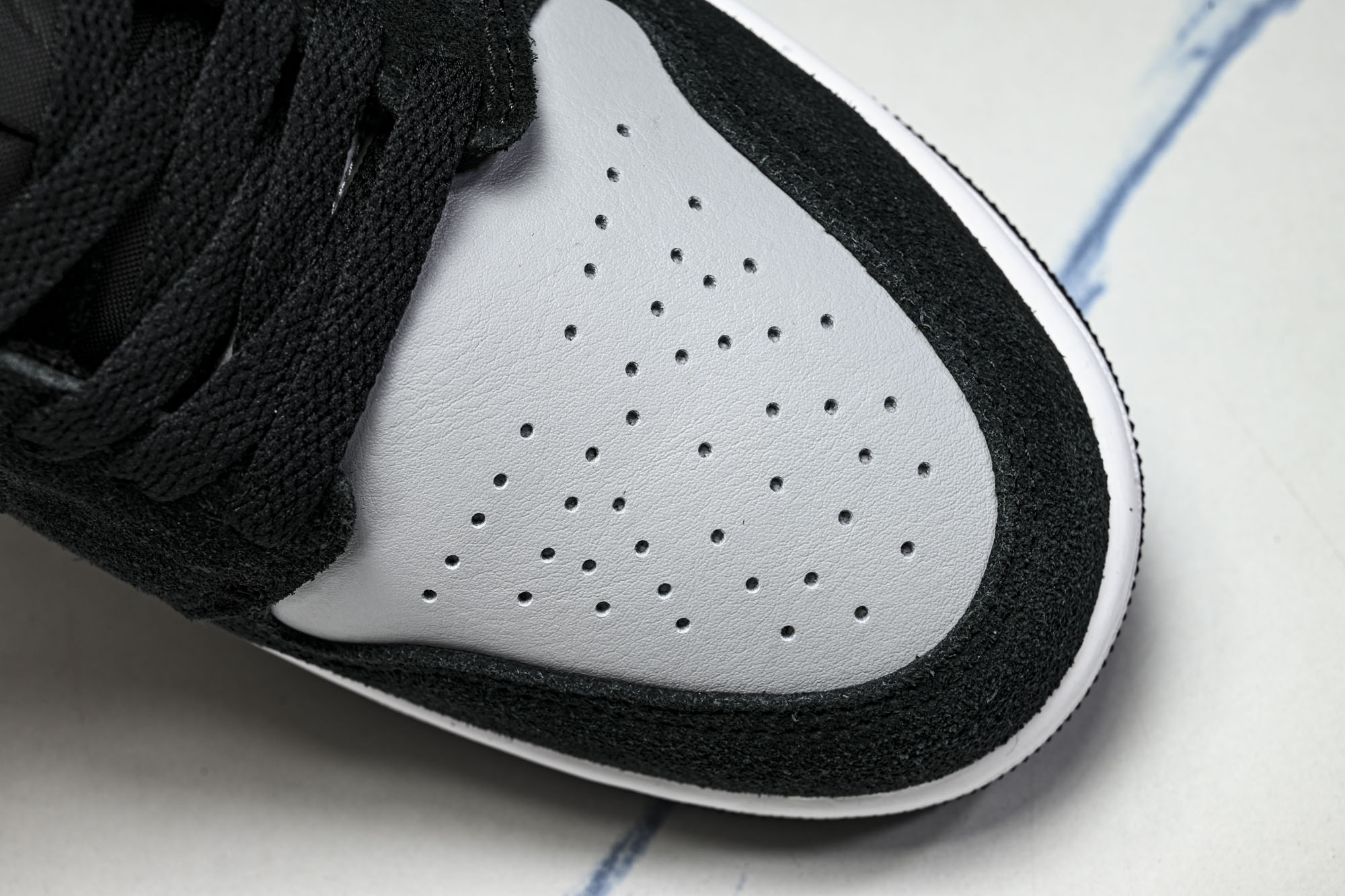 Air Jordan 1 Low AJ1 乔1黑灰 低帮复古文化篮球鞋 -048 #YZ010 大厂代工流水线打造 公司 Air Jordan 1 Low AJ1 乔1黑灰 低帮复古文化篮球鞋 -048 #YZ010 大厂代工流水线打造 公司