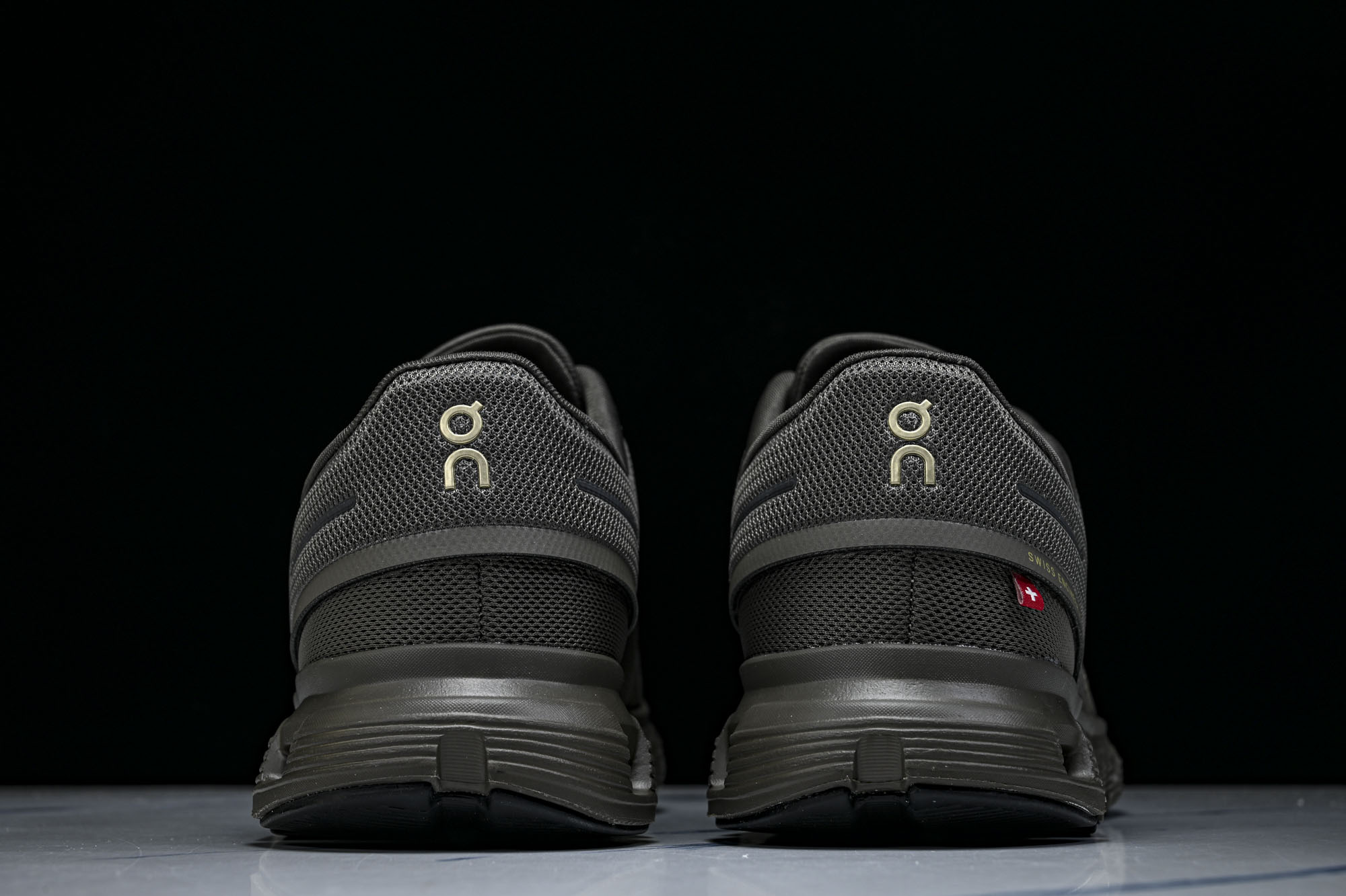 On昂跑 Cloud6 舒适透气支撑 训练跑步鞋2026新品3MG #YZ014 鞋面材质:采用100%再生聚酯打造的工 On昂跑 Cloud6 舒适透气支撑 训练跑步鞋2026新品3MG #YZ014 鞋面材质:采用100%再生聚酯打造的工