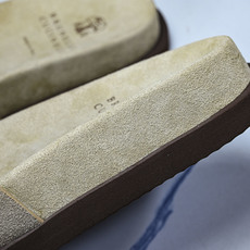 Brunello Cucinelli 七夕礼物春夏系列 男士绒面革交叉凉拖鞋 #YZ006 尺码:39 40 41 42 Brunello Cucinelli 七夕礼物春夏系列 男士绒面革交叉凉拖鞋 #YZ006 尺码:39 40 41 42