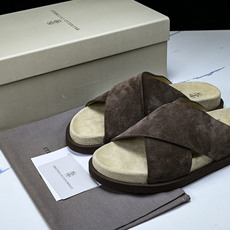 Brunello Cucinelli 七夕礼物春夏系列 男士绒面革交叉凉拖鞋_2V #YZ006 尺码:39 40 41 Brunello Cucinelli 七夕礼物春夏系列 男士绒面革交叉凉拖鞋_2V #YZ006 尺码:39 40 41