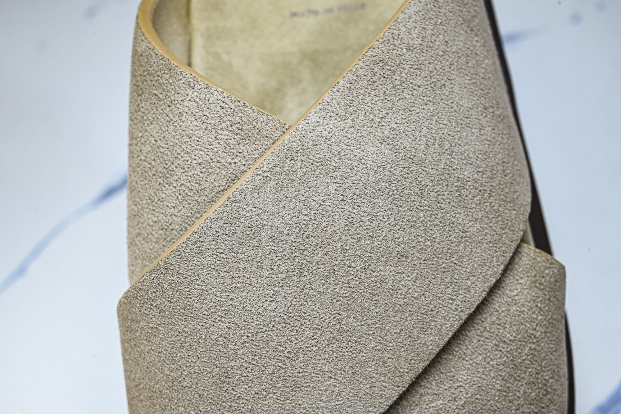Brunello Cucinelli 七夕礼物春夏系列 男士绒面革交叉凉拖鞋_3 #YZ006 尺码:39 40 41 Brunello Cucinelli 七夕礼物春夏系列 男士绒面革交叉凉拖鞋_3 #YZ006 尺码:39 40 41