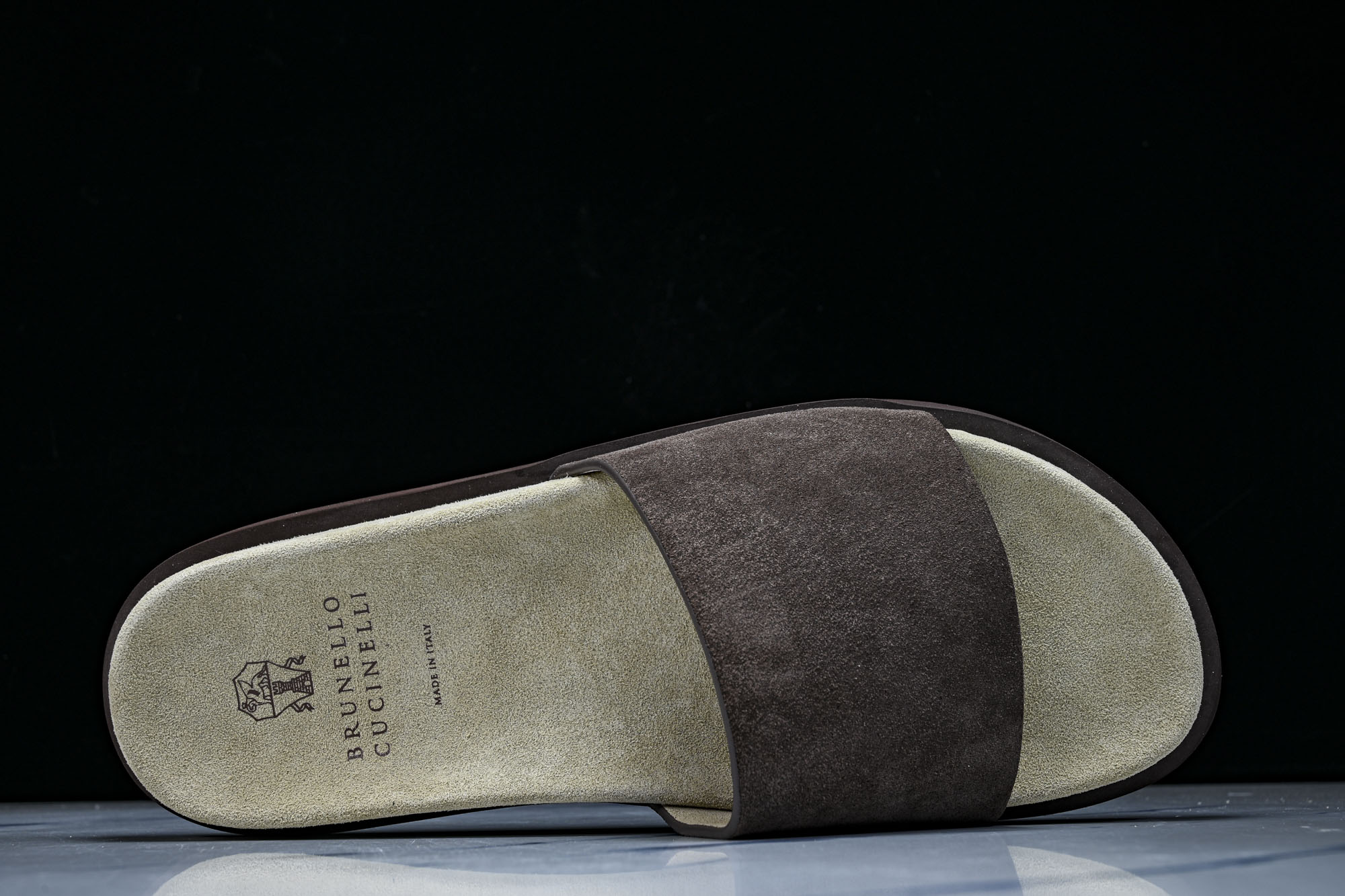 Brunello Cucinelli 七夕礼物春夏系列 男士绒面革交叉凉拖鞋_4 #YZ006 尺码:39 40 41 Brunello Cucinelli 七夕礼物春夏系列 男士绒面革交叉凉拖鞋_4 #YZ006 尺码:39 40 41