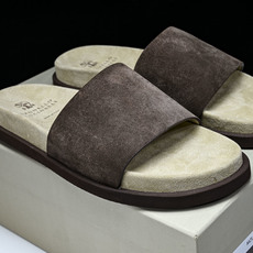 Brunello Cucinelli 七夕礼物春夏系列 男士绒面革交叉凉拖鞋_4 #YZ006 尺码:39 40 41 Brunello Cucinelli 七夕礼物春夏系列 男士绒面革交叉凉拖鞋_4 #YZ006 尺码:39 40 41