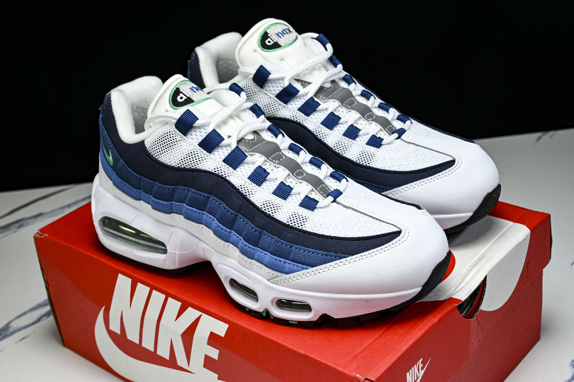 Nike Air Max 95 复古减震气垫跑鞋IH7855-100 #YZ002-12 #全部配色原鞋原尺码开发生产极