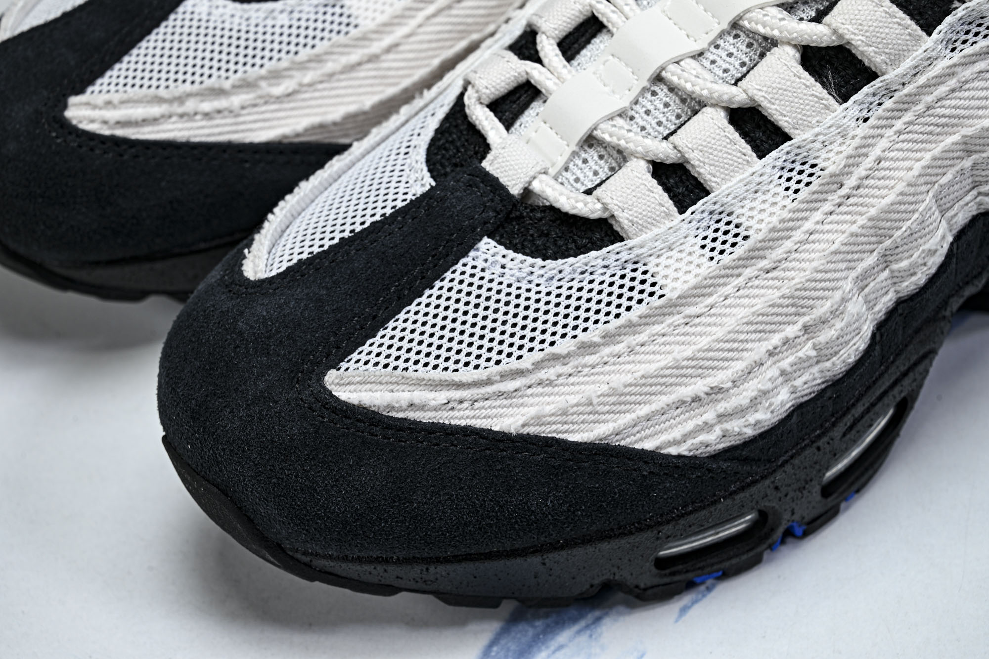 Nike Air Max 95 复古减震气垫跑鞋IQ0284-010 #YZ002-12 #全部配色原鞋原尺码开发生产极 Nike Air Max 95 复古减震气垫跑鞋IQ0284-010 #YZ002-12 #全部配色原鞋原尺码开发生产极