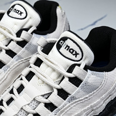 Nike Air Max 95 复古减震气垫跑鞋IQ0284-010 #YZ002-12 #全部配色原鞋原尺码开发生产极 Nike Air Max 95 复古减震气垫跑鞋IQ0284-010 #YZ002-12 #全部配色原鞋原尺码开发生产极