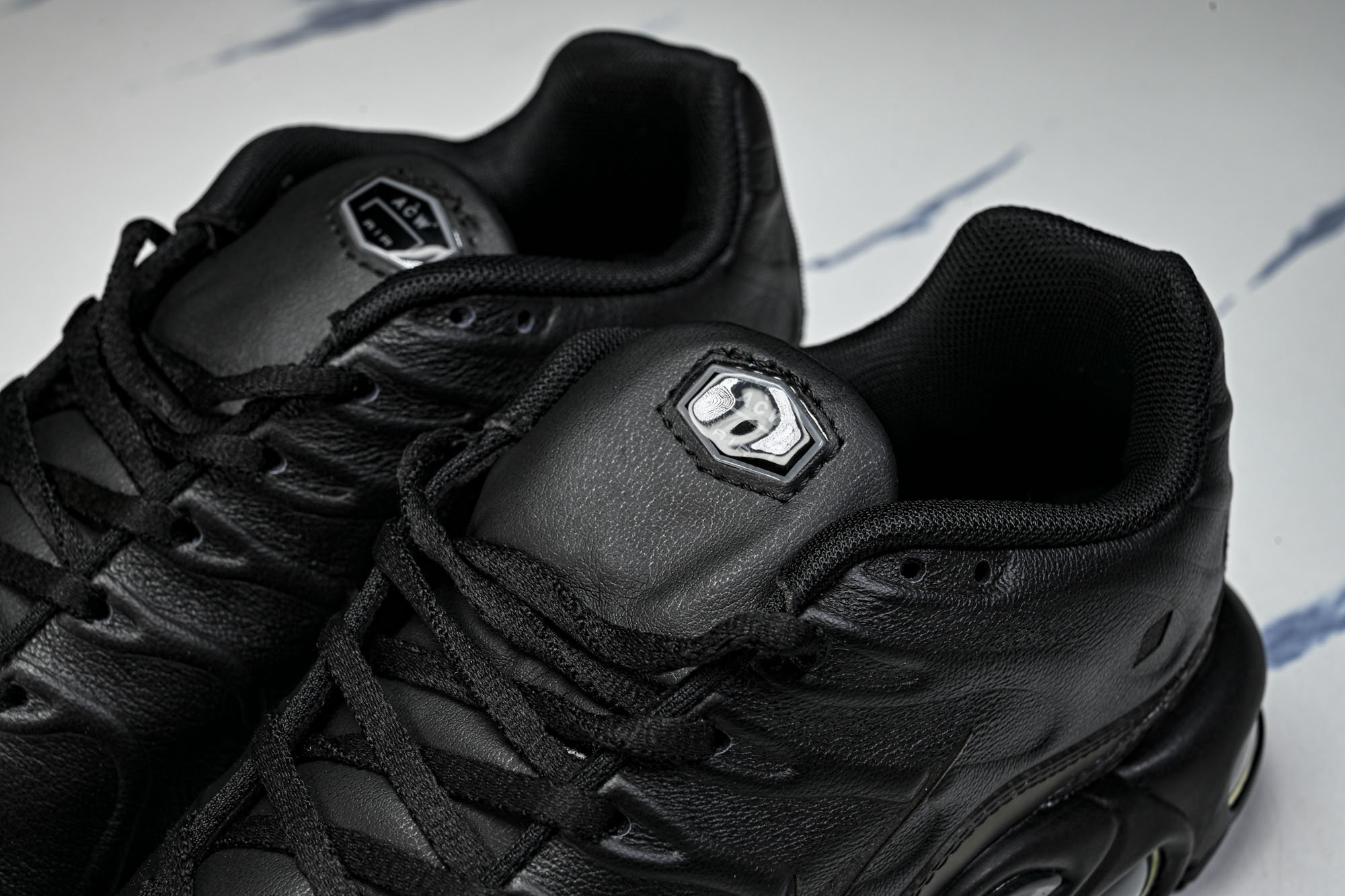 ACW_ x Nike Air Max Plus 全头层 耐克复古气垫跑鞋 FD7855-001 #YZ020 39 4 ACW_ x Nike Air Max Plus 全头层 耐克复古气垫跑鞋 FD7855-001 #YZ020 39 4