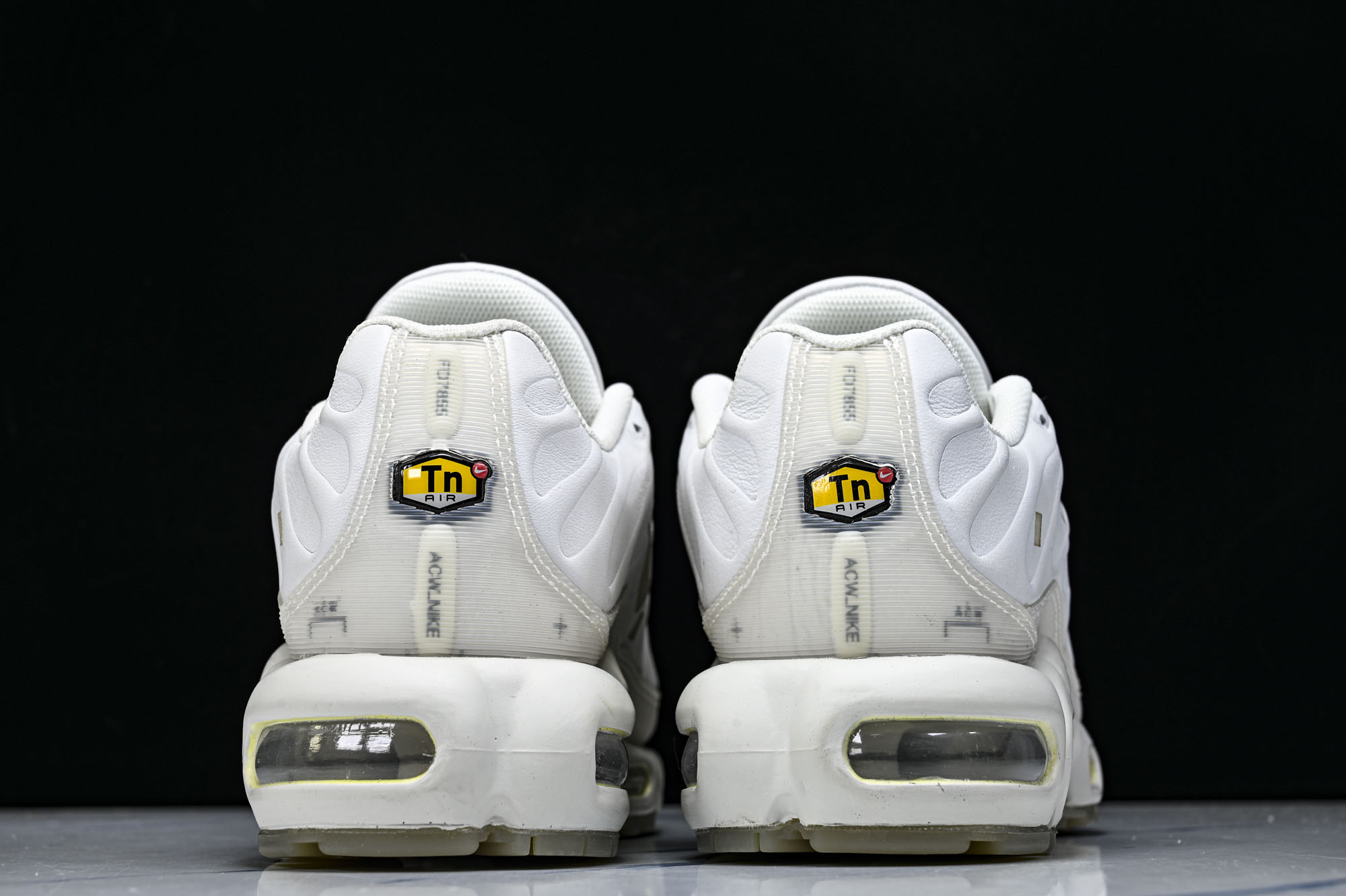 ACW_ x Nike Air Max Plus 全头层 耐克复古气垫跑鞋 FD7855-002 #YZ020 39 4 ACW_ x Nike Air Max Plus 全头层 耐克复古气垫跑鞋 FD7855-002 #YZ020 39 4