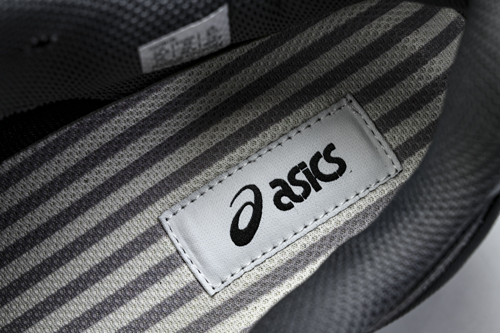 Thom Browne x Asics Gel-Kayano 14 联名款 亚瑟士运动休闲透气专业跑鞋 1203B110 Thom Browne x Asics Gel-Kayano 14 联名款 亚瑟士运动休闲透气专业跑鞋 1203B110