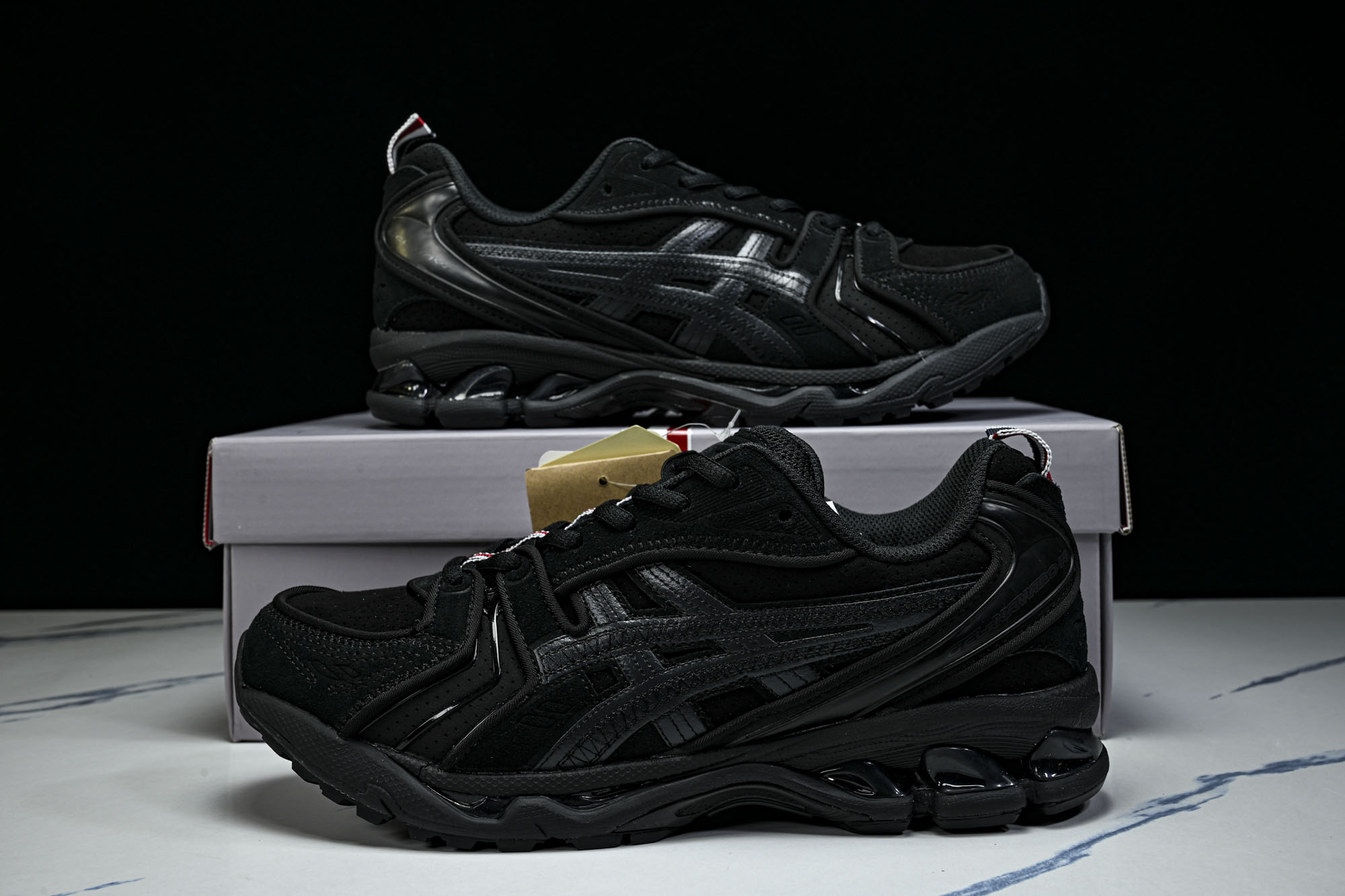 Thom Browne x Asics Gel-Kayano 14 联名款 亚瑟士运动休闲透气专业跑鞋 1203B110 Thom Browne x Asics Gel-Kayano 14 联名款 亚瑟士运动休闲透气专业跑鞋 1203B110