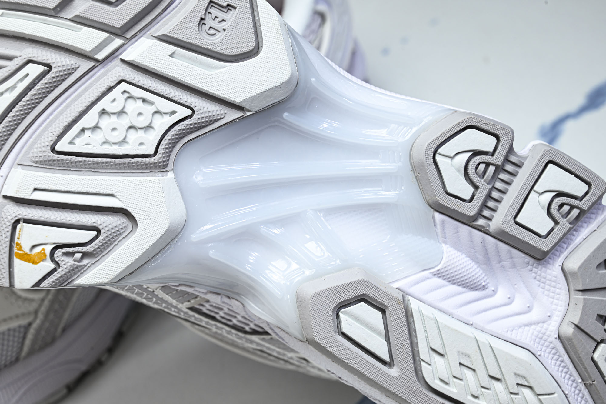 THOM BROWNE X ASICS 联名系列GEL-KAYANO 14男女同款运动休闲鞋1203B291-100 # THOM BROWNE X ASICS 联名系列GEL-KAYANO 14男女同款运动休闲鞋1203B291-100 #