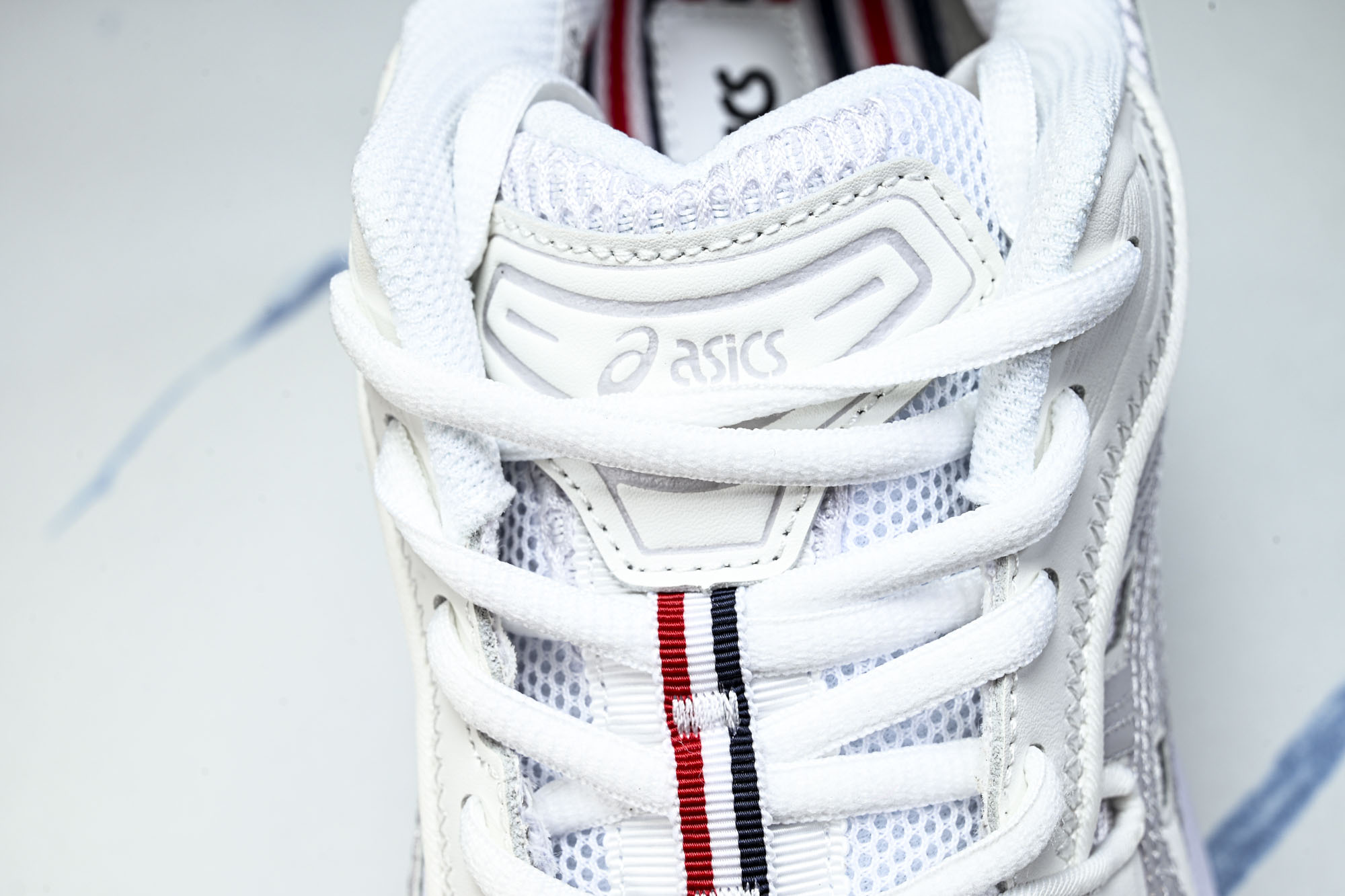 THOM BROWNE X ASICS 联名系列GEL-KAYANO 14男女同款运动休闲鞋1203B291-100 # THOM BROWNE X ASICS 联名系列GEL-KAYANO 14男女同款运动休闲鞋1203B291-100 #