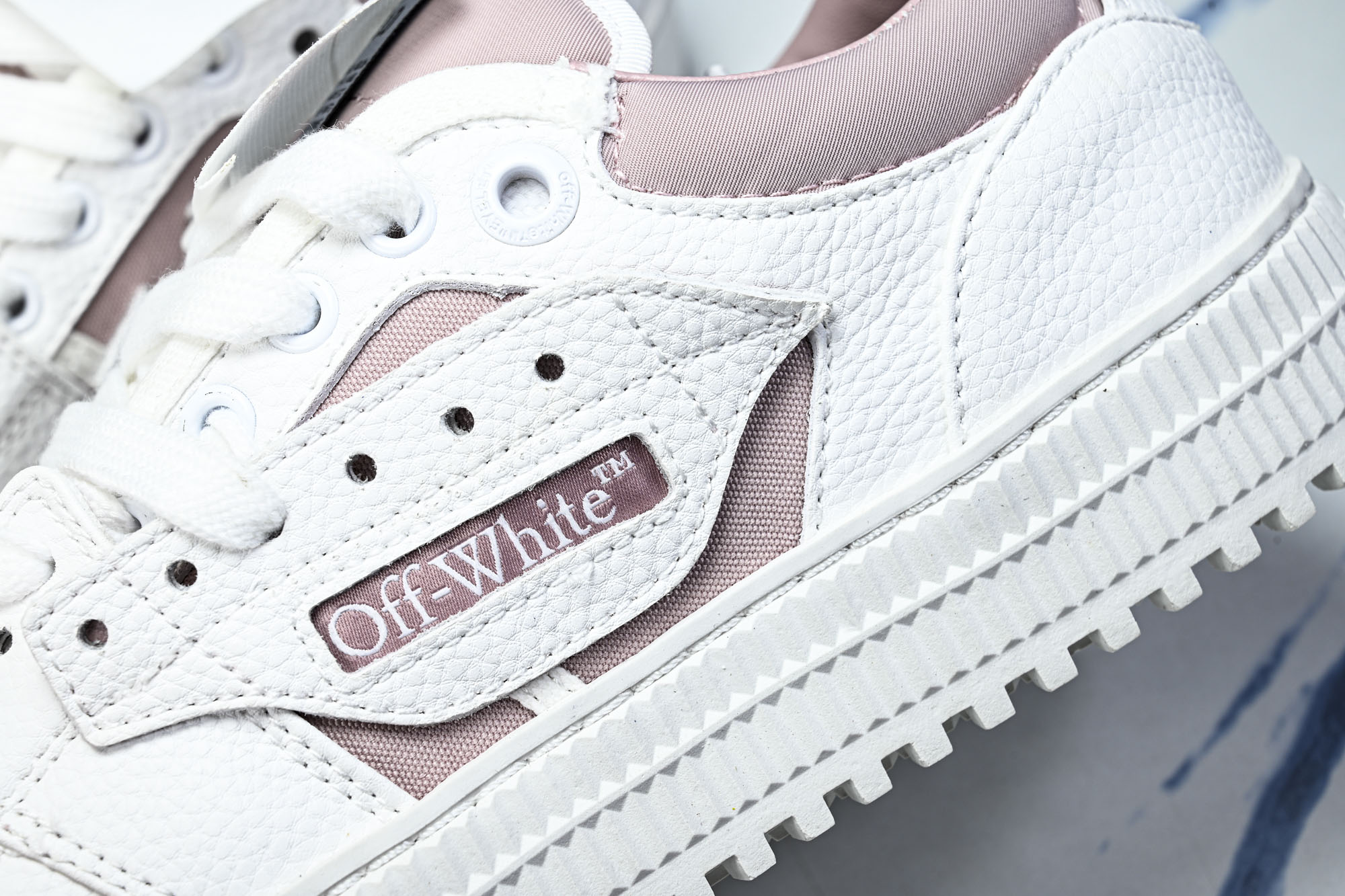 OFF-WHITE Out Of Office 3.0 Court 箭头板鞋 小牛鞋休闲运动鞋 #YZ002 36 37 OFF-WHITE Out Of Office 3.0 Court 箭头板鞋 小牛鞋休闲运动鞋 #YZ002 36 37