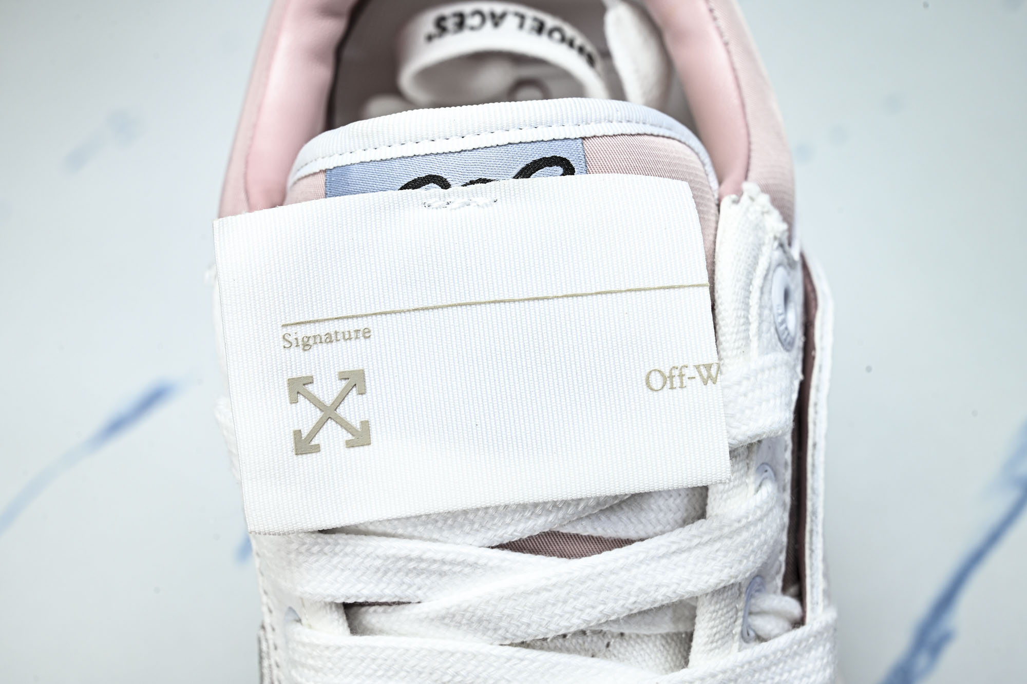 OFF-WHITE Out Of Office 3.0 Court 箭头板鞋 小牛鞋休闲运动鞋 #YZ002 36 37 OFF-WHITE Out Of Office 3.0 Court 箭头板鞋 小牛鞋休闲运动鞋 #YZ002 36 37