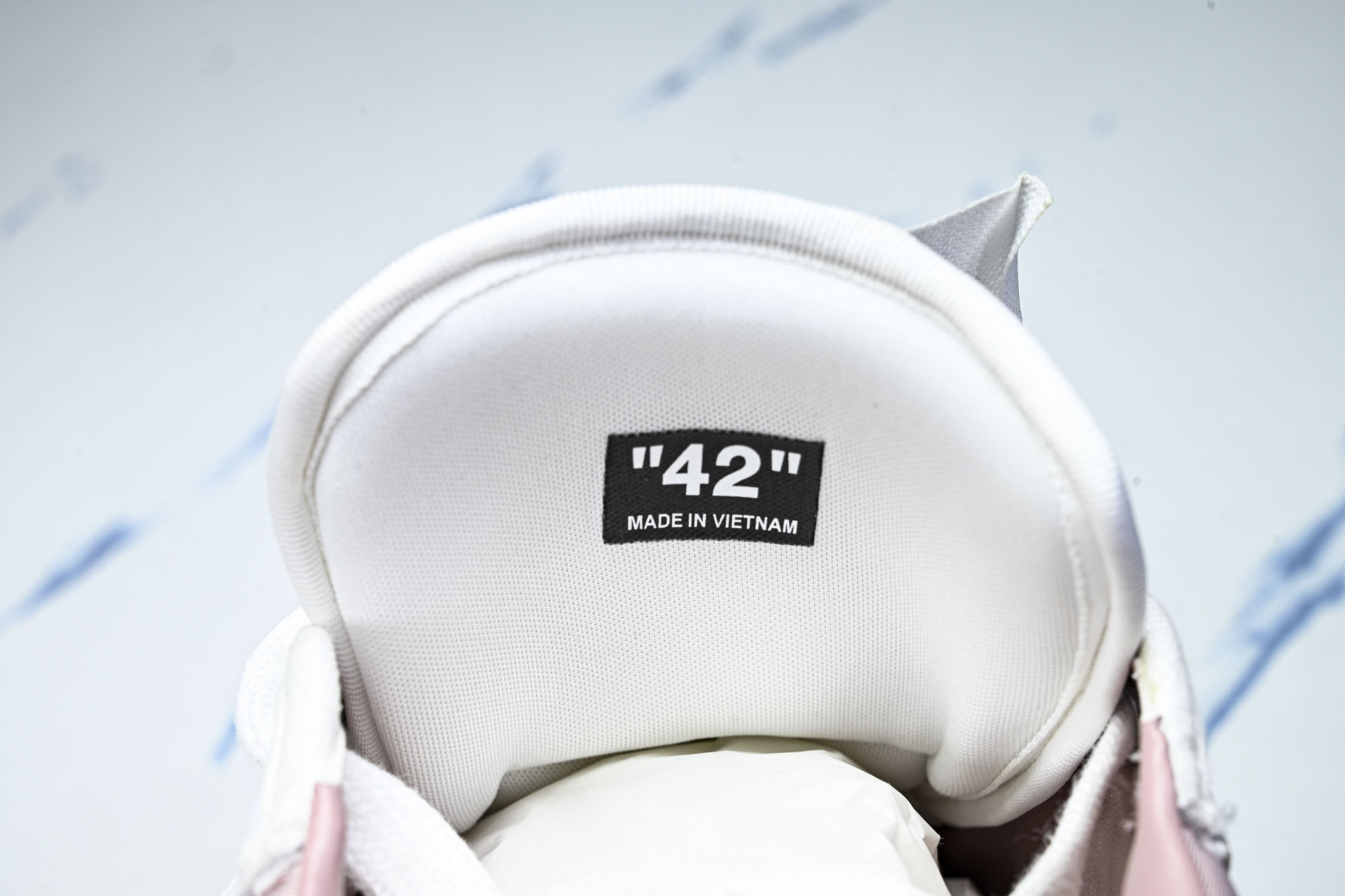 OFF-WHITE Out Of Office 3.0 Court 箭头板鞋 小牛鞋休闲运动鞋 #YZ002 36 37 OFF-WHITE Out Of Office 3.0 Court 箭头板鞋 小牛鞋休闲运动鞋 #YZ002 36 37