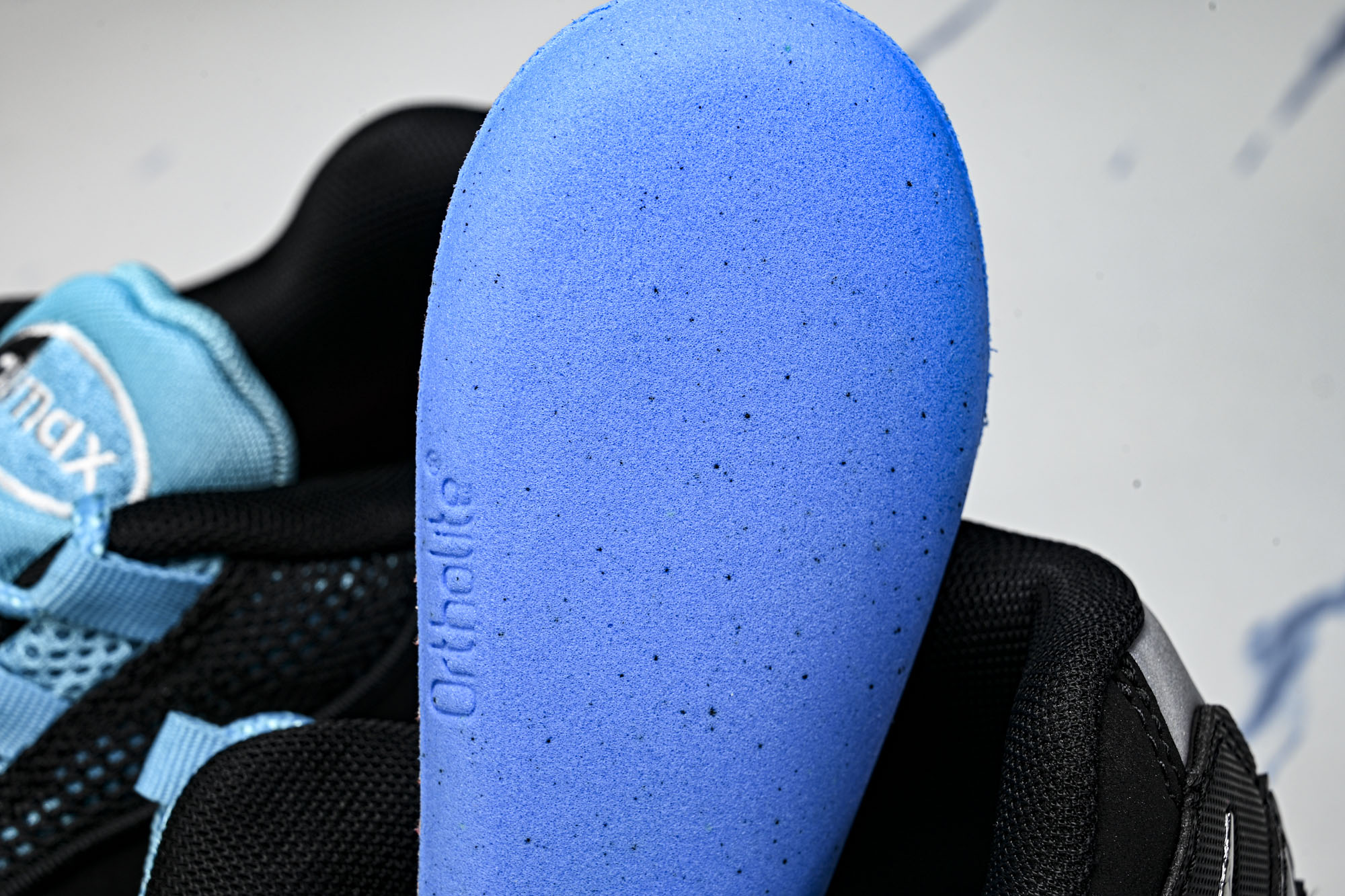 Air Max 95 复古减震气垫跑鞋 IM4691-001 #YZ001-1 ✦开发出自代工厂版师之手 ✦几十年品牌代 Air Max 95 复古减震气垫跑鞋 IM4691-001 #YZ001-1 ✦开发出自代工厂版师之手 ✦几十年品牌代