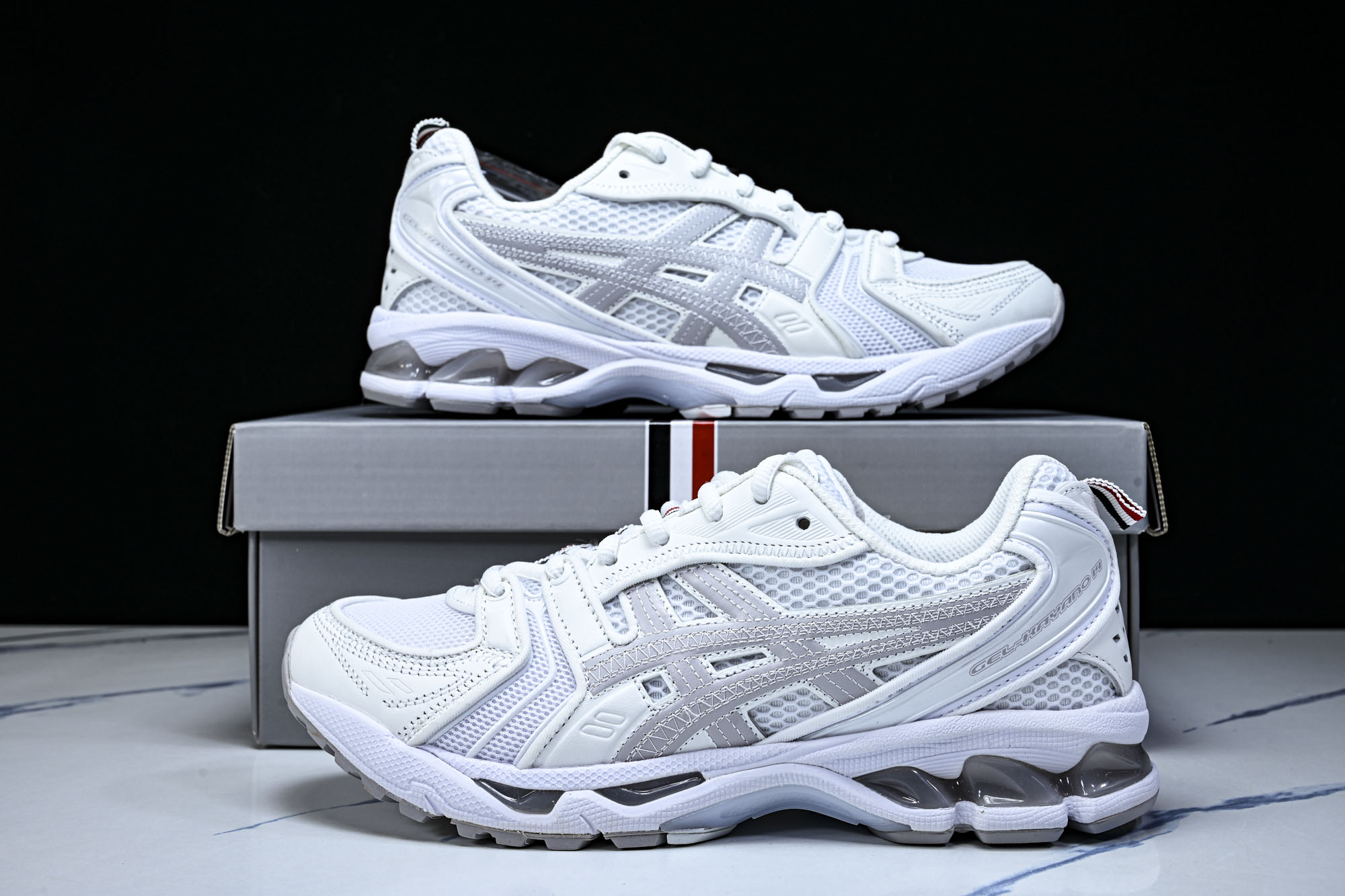 THOM BROWNE X ASICS 联名系列GEL-KAYANO 14男女同款运动休闲鞋1203B291-100 # THOM BROWNE X ASICS 联名系列GEL-KAYANO 14男女同款运动休闲鞋1203B291-100 #