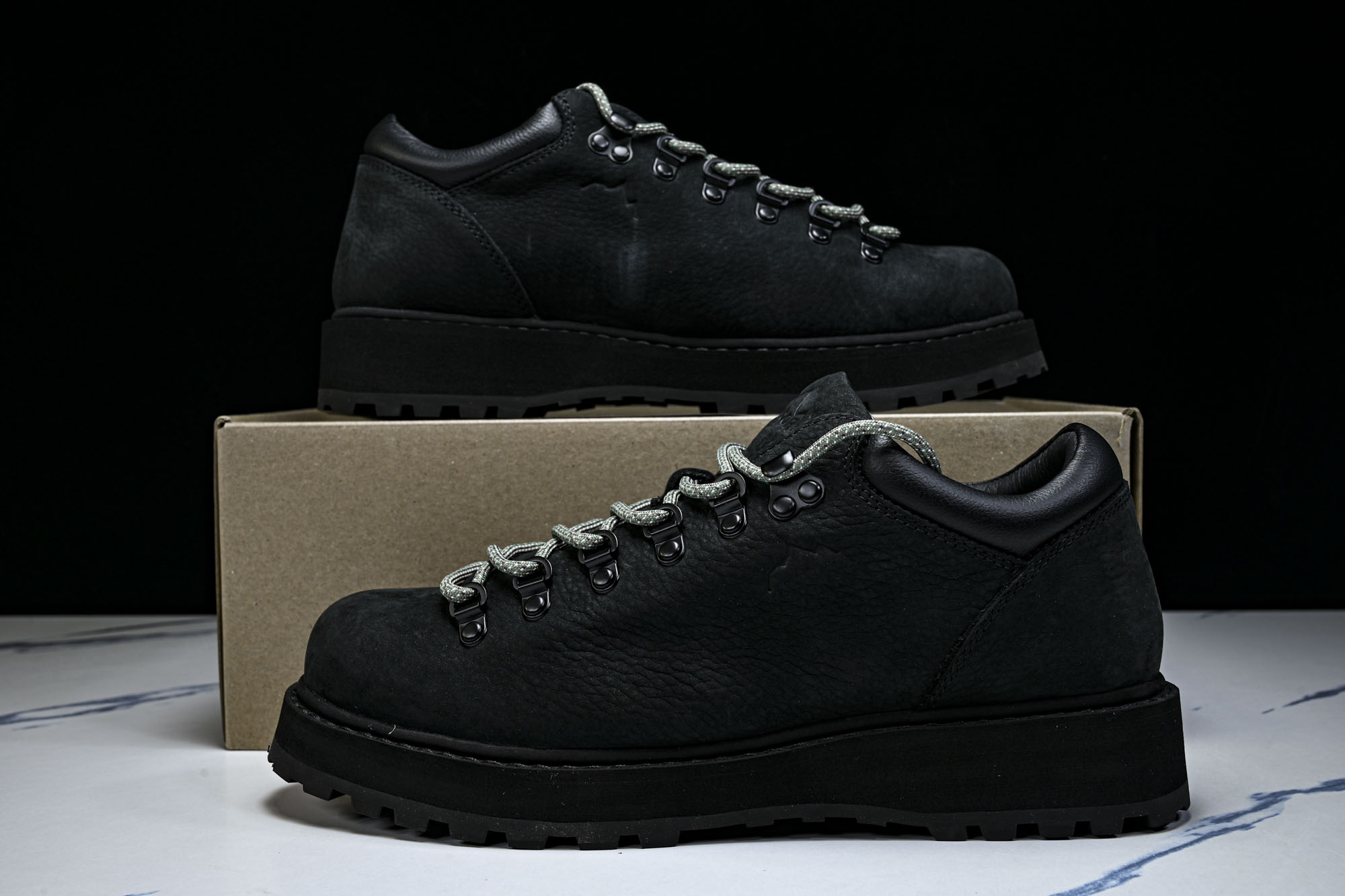 DIEMME x Bshop 联名CORNARO DUE GOMMA 意大利制麂皮户外登山靴_8 #YZ011 尺码:3 DIEMME x Bshop 联名CORNARO DUE GOMMA 意大利制麂皮户外登山靴_8 #YZ011 尺码:3