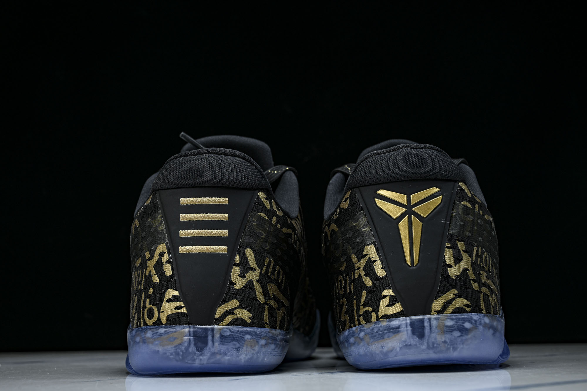 NK Kobe 11 Mamba Day ID 黑金 科比11 ZK11篮球鞋 IU4902-900 #YZ001 40 NK Kobe 11 Mamba Day ID 黑金 科比11 ZK11篮球鞋 IU4902-900 #YZ001 40