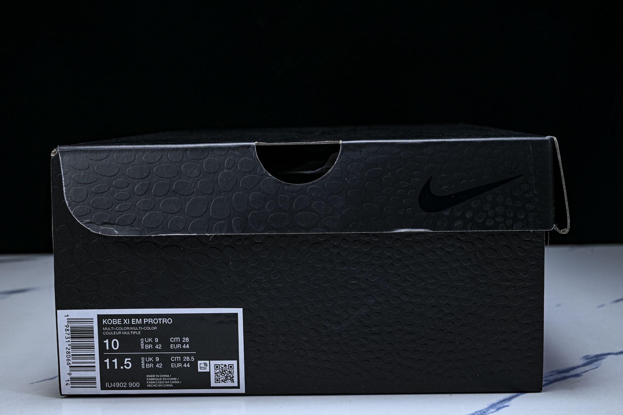 NK Kobe 11 Mamba Day ID 黑金 科比11 ZK11篮球鞋 IU4902-900 #YZ001 40 NK Kobe 11 Mamba Day ID 黑金 科比11 ZK11篮球鞋 IU4902-900 #YZ001 40