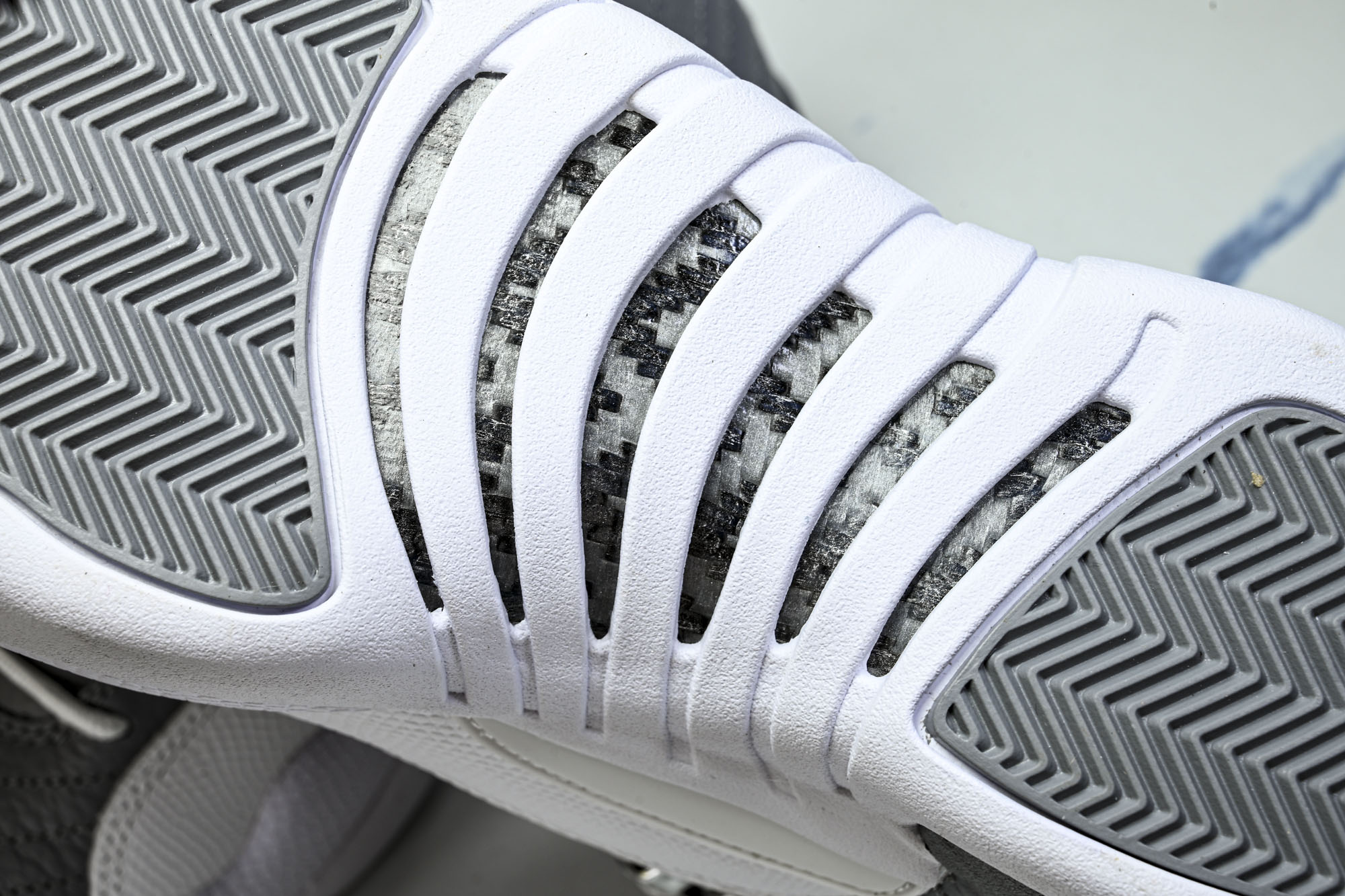 Jordan Air Jordan 12 retro _stealth_ 灰白_CT8013-015 #YZ013 尺码