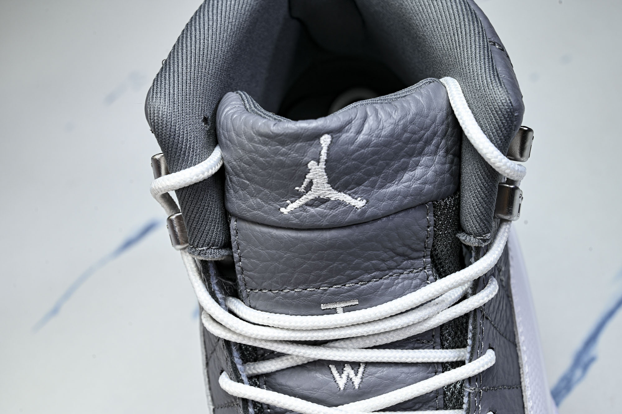 Jordan Air Jordan 12 retro _stealth_ 灰白_CT8013-015 #YZ013 尺码