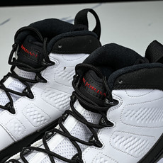 Jordan Air Jordan 9 Retro OG Space Jam 经典舒适 复古篮球鞋 男女同款 AJ9白黑 Jordan Air Jordan 9 Retro OG Space Jam 经典舒适 复古篮球鞋 男女同款 AJ9白黑