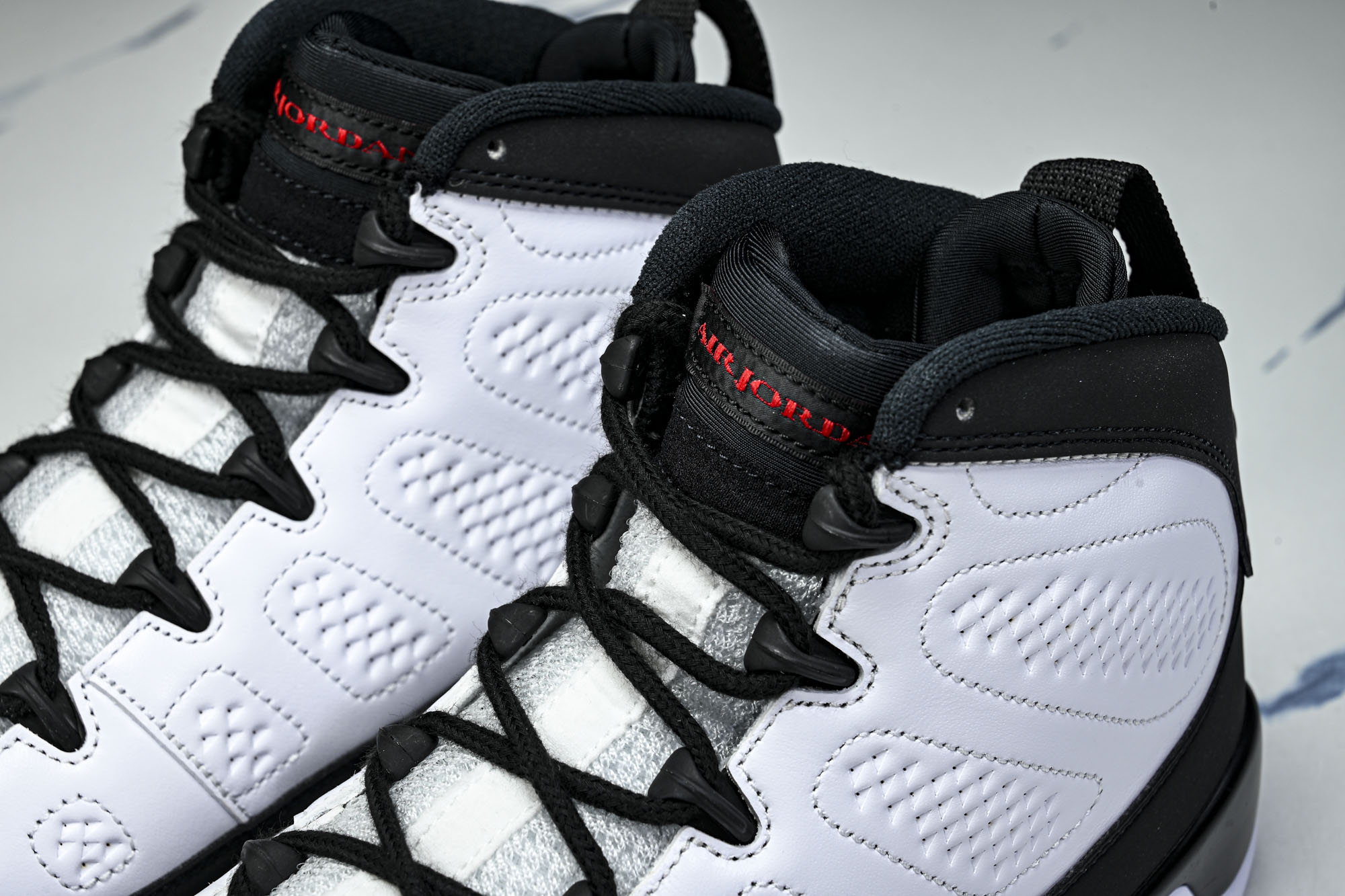 Jordan Air Jordan 9 Retro OG Space Jam 经典舒适 复古篮球鞋 男女同款 白黑 IX Jordan Air Jordan 9 Retro OG Space Jam 经典舒适 复古篮球鞋 男女同款 白黑 IX