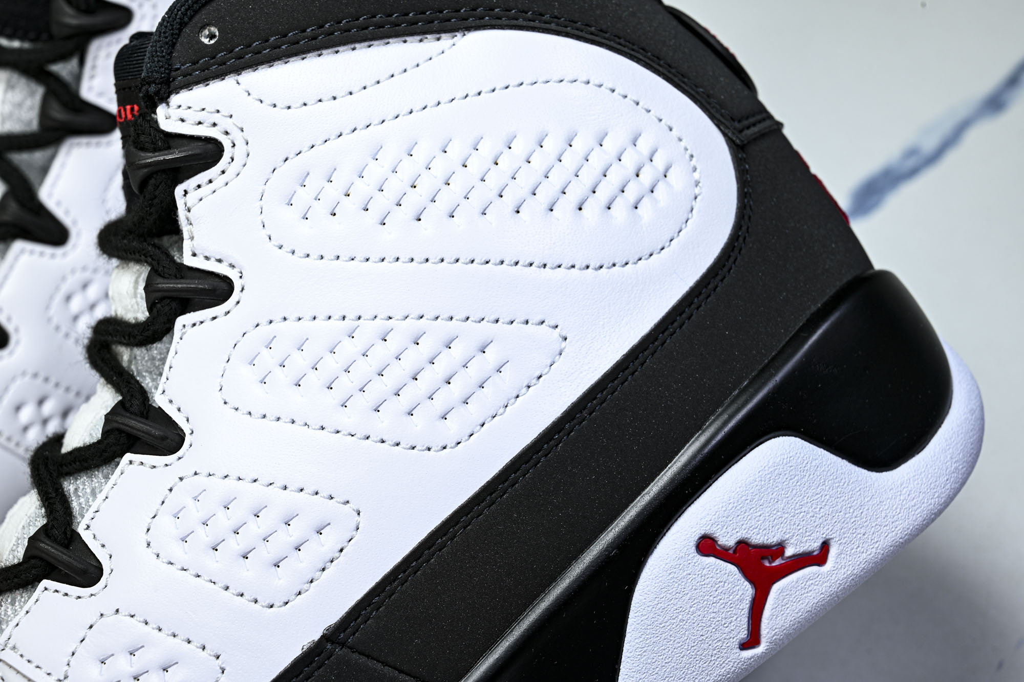 Jordan Air Jordan 9 Retro OG Space Jam 经典舒适 复古篮球鞋 男女同款 白黑 IX Jordan Air Jordan 9 Retro OG Space Jam 经典舒适 复古篮球鞋 男女同款 白黑 IX