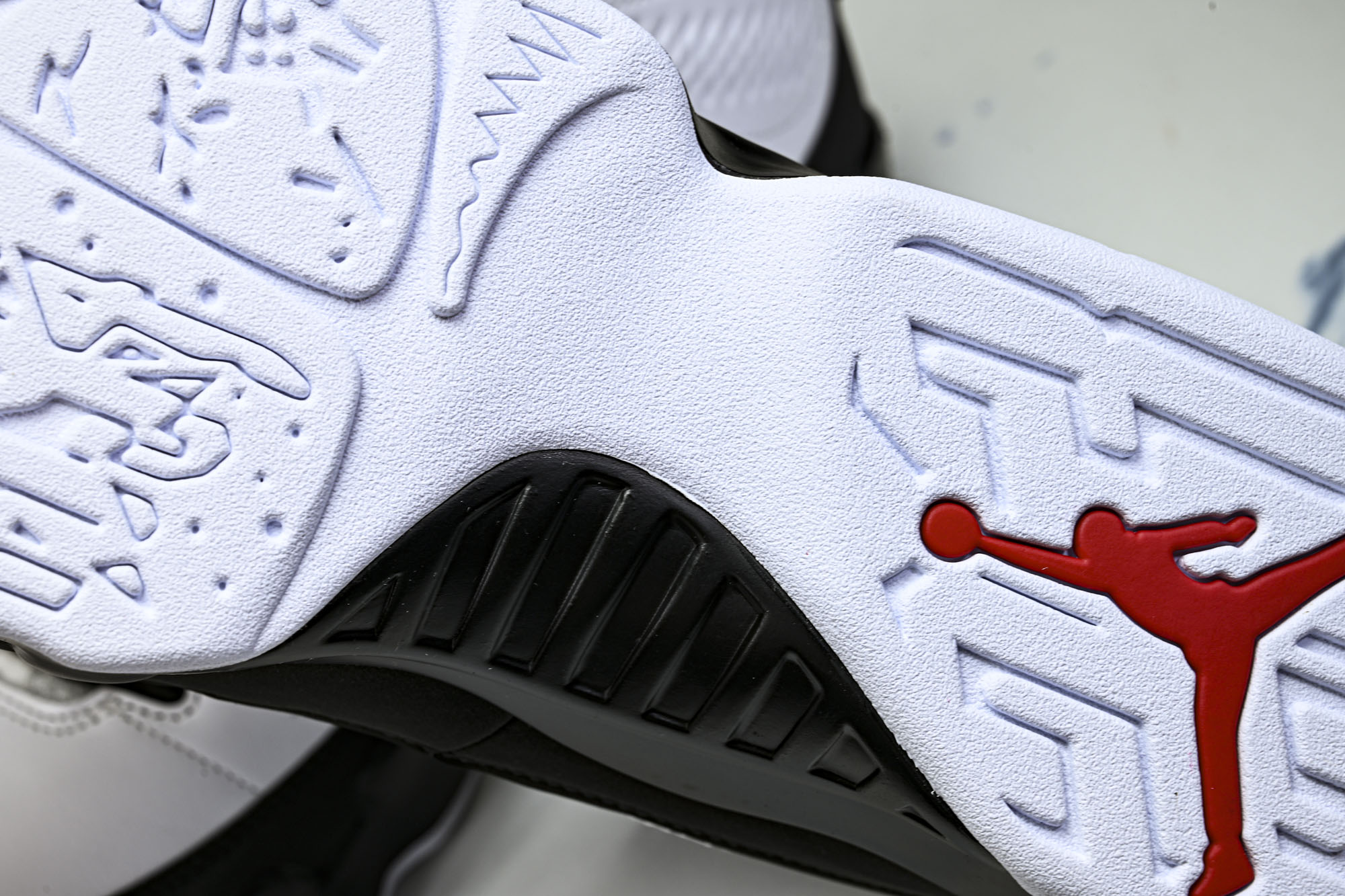 Jordan Air Jordan 9 Retro OG Space Jam 经典舒适 复古篮球鞋 男女同款 白黑 IX Jordan Air Jordan 9 Retro OG Space Jam 经典舒适 复古篮球鞋 男女同款 白黑 IX