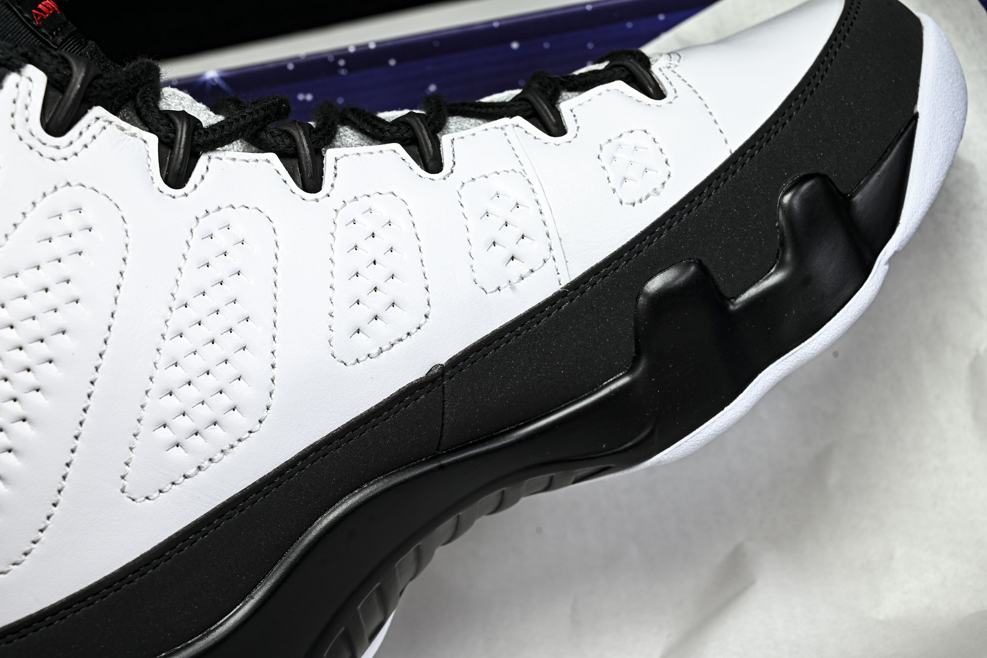 Jordan Air Jordan 9 Retro OG Space Jam 经典舒适 复古篮球鞋 男女同款 白黑 IX Jordan Air Jordan 9 Retro OG Space Jam 经典舒适 复古篮球鞋 男女同款 白黑 IX