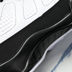 Jordan Air Jordan 9 Retro OG Space Jam 经典舒适 复古篮球鞋 男女同款 AJ9白黑 Jordan Air Jordan 9 Retro OG Space Jam 经典舒适 复古篮球鞋 男女同款 AJ9白黑